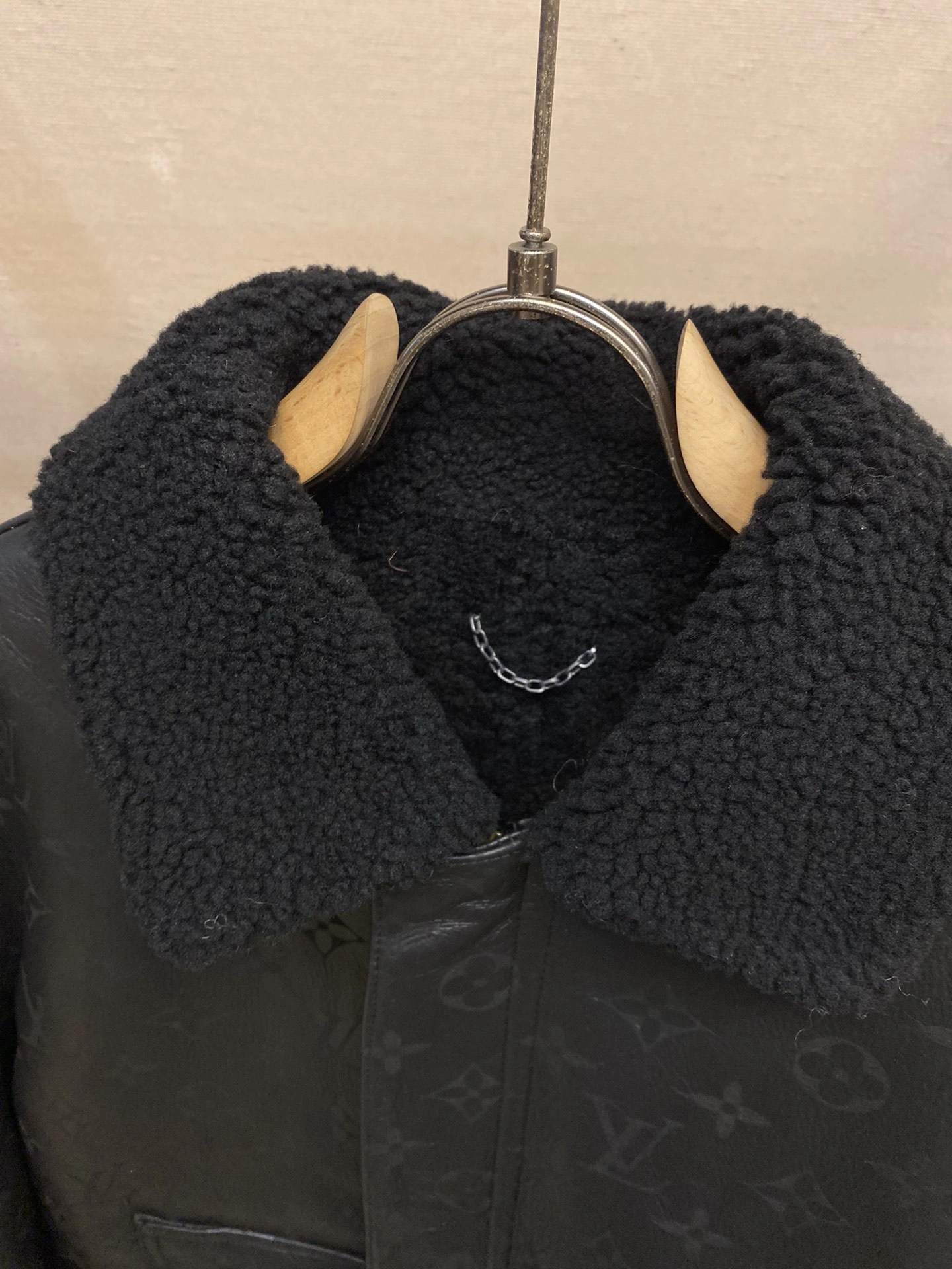 ACE- 8V chamois leather wool item:D-F443K1920