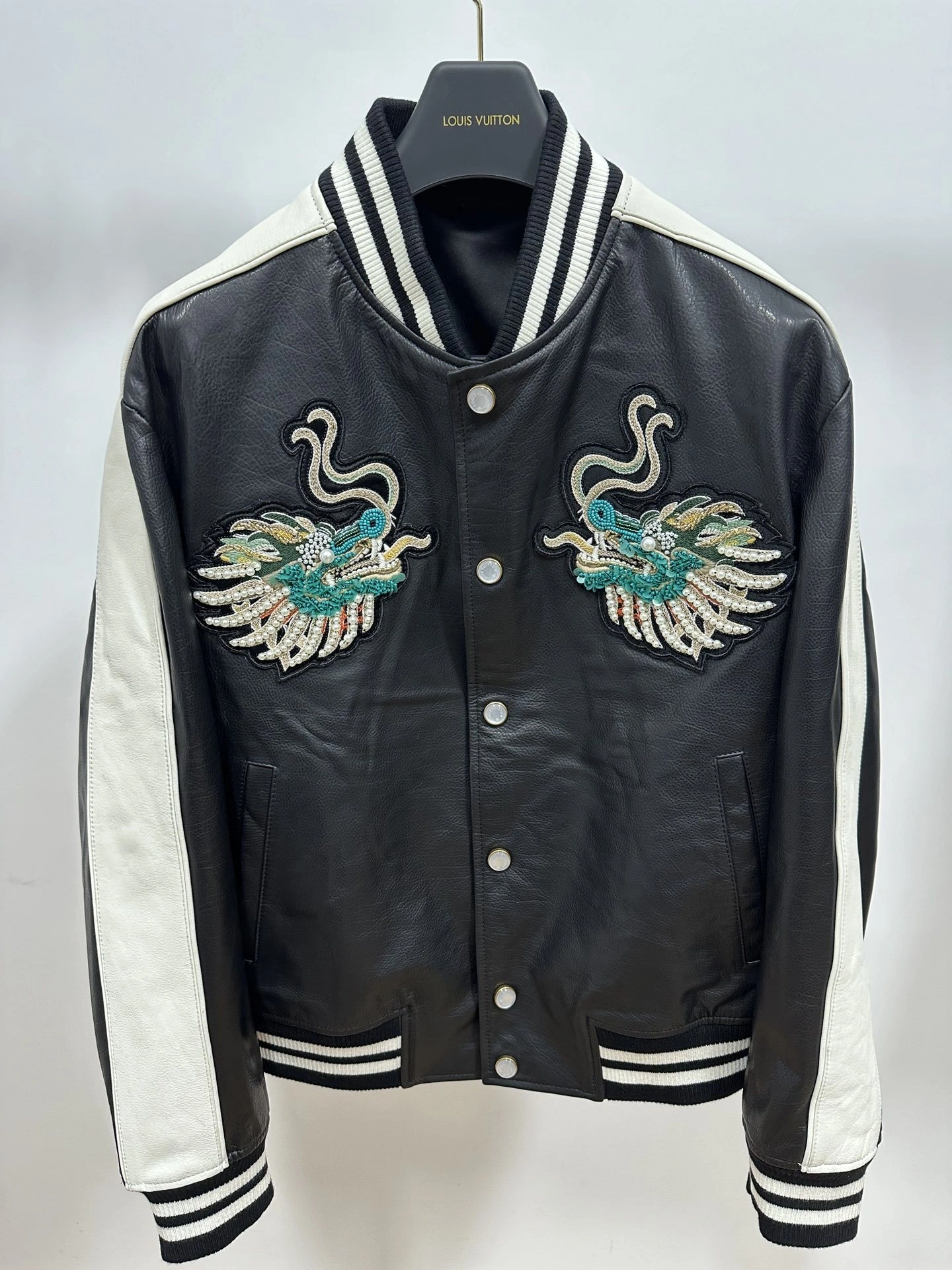 ACE- 8V cowhide embroidery oversized item:D-F409J1931