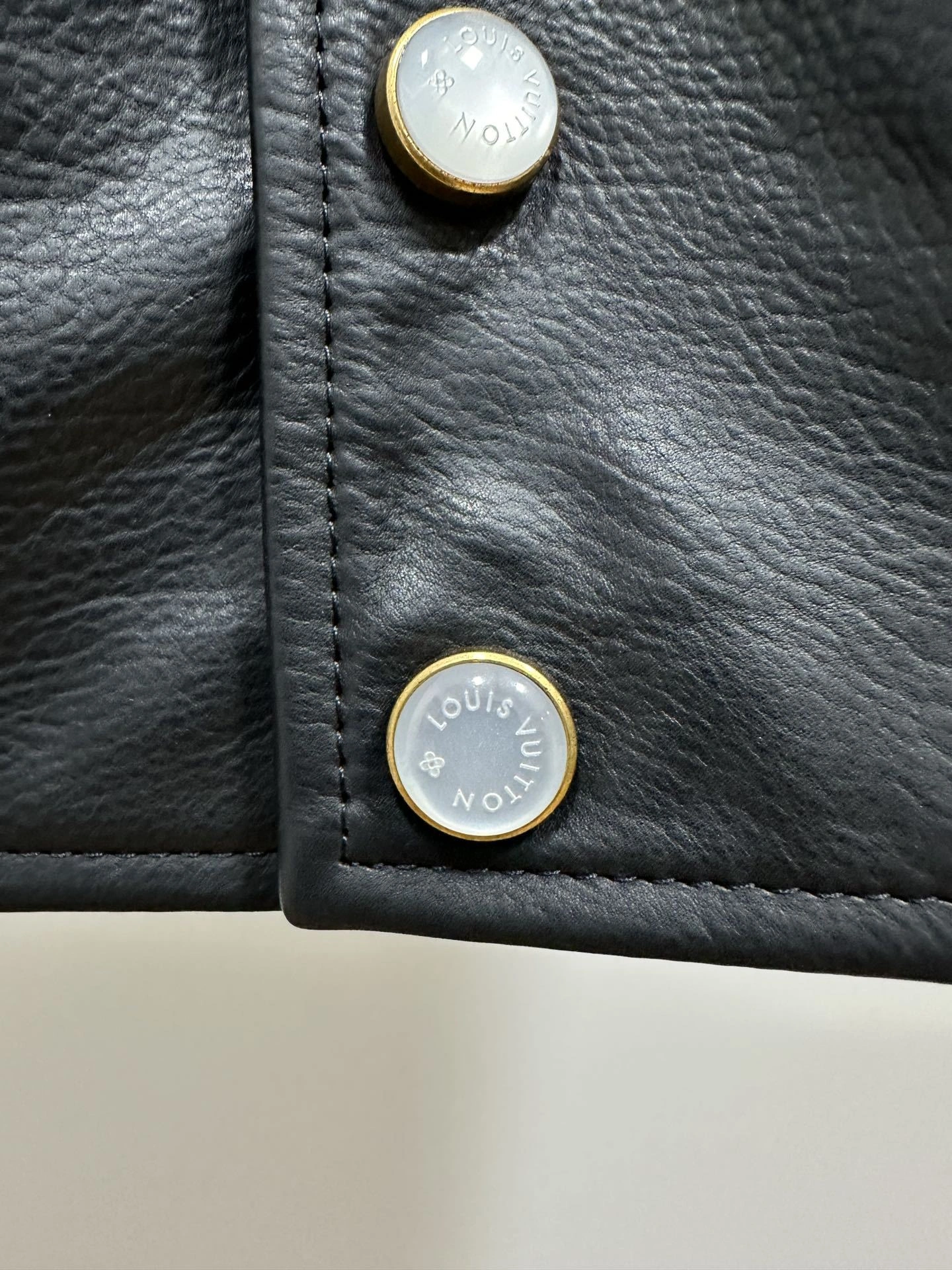 ACE- 8V cowhide embroidery oversized item:D-F409J1931