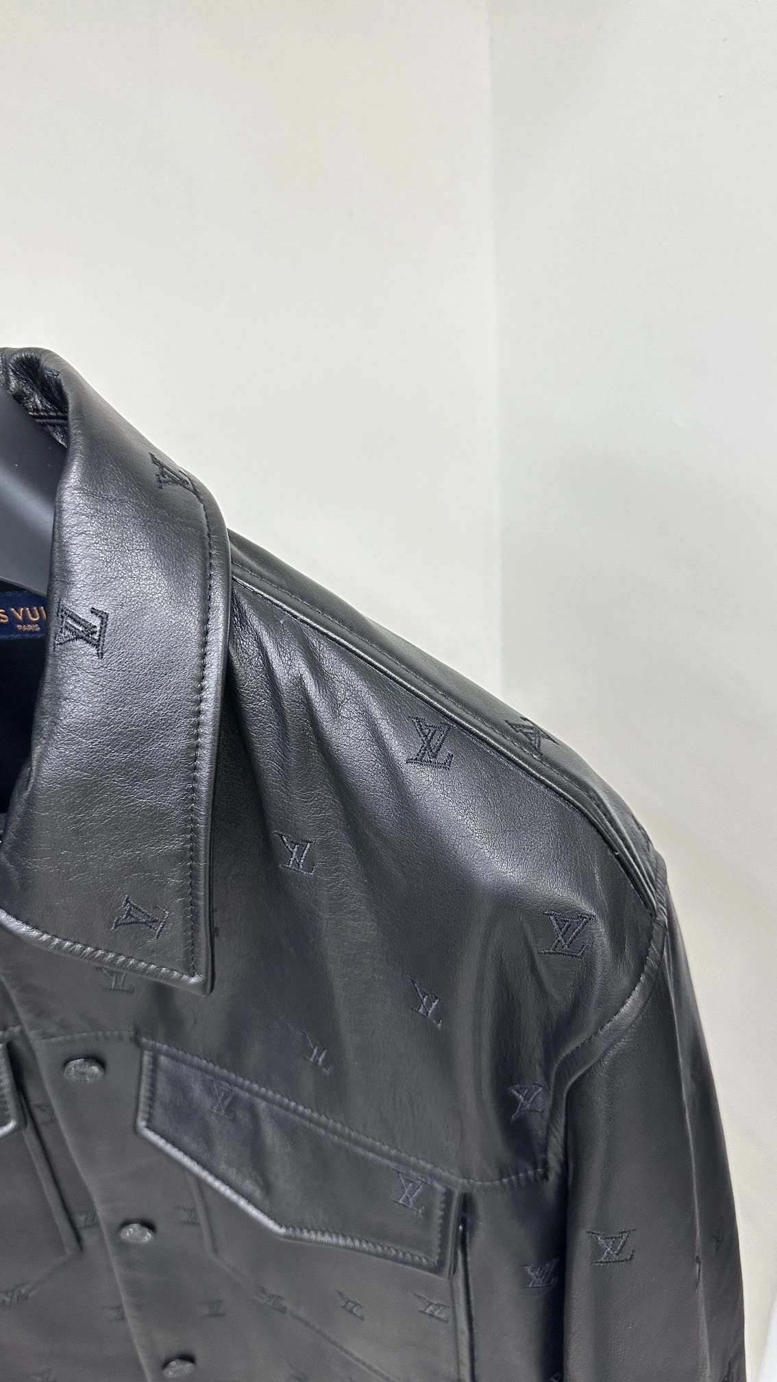 ACE- 8V embroidery logo cattlehide item:D-F409J5338