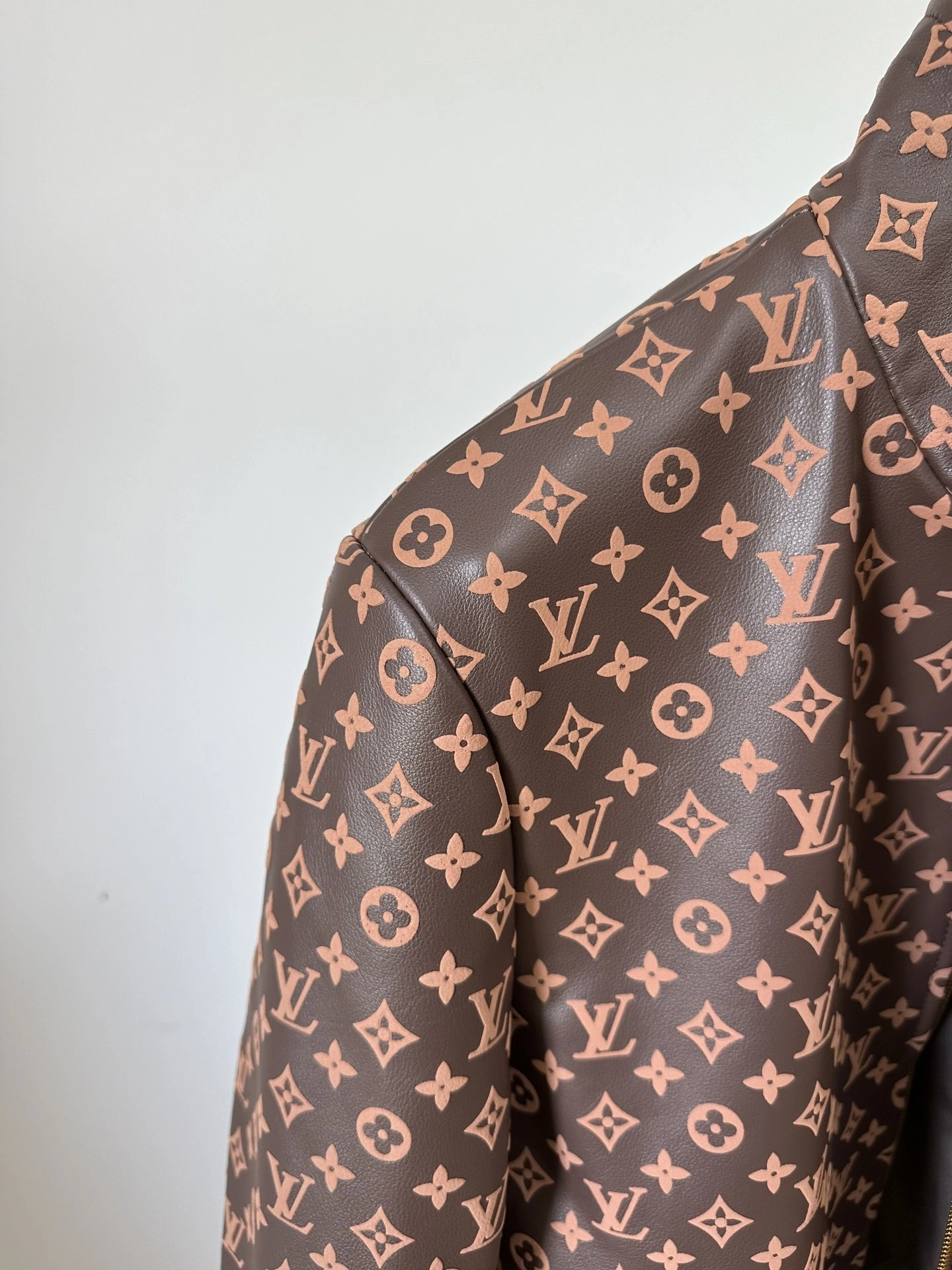 ACE- 8V oversized item:D-F409J0628