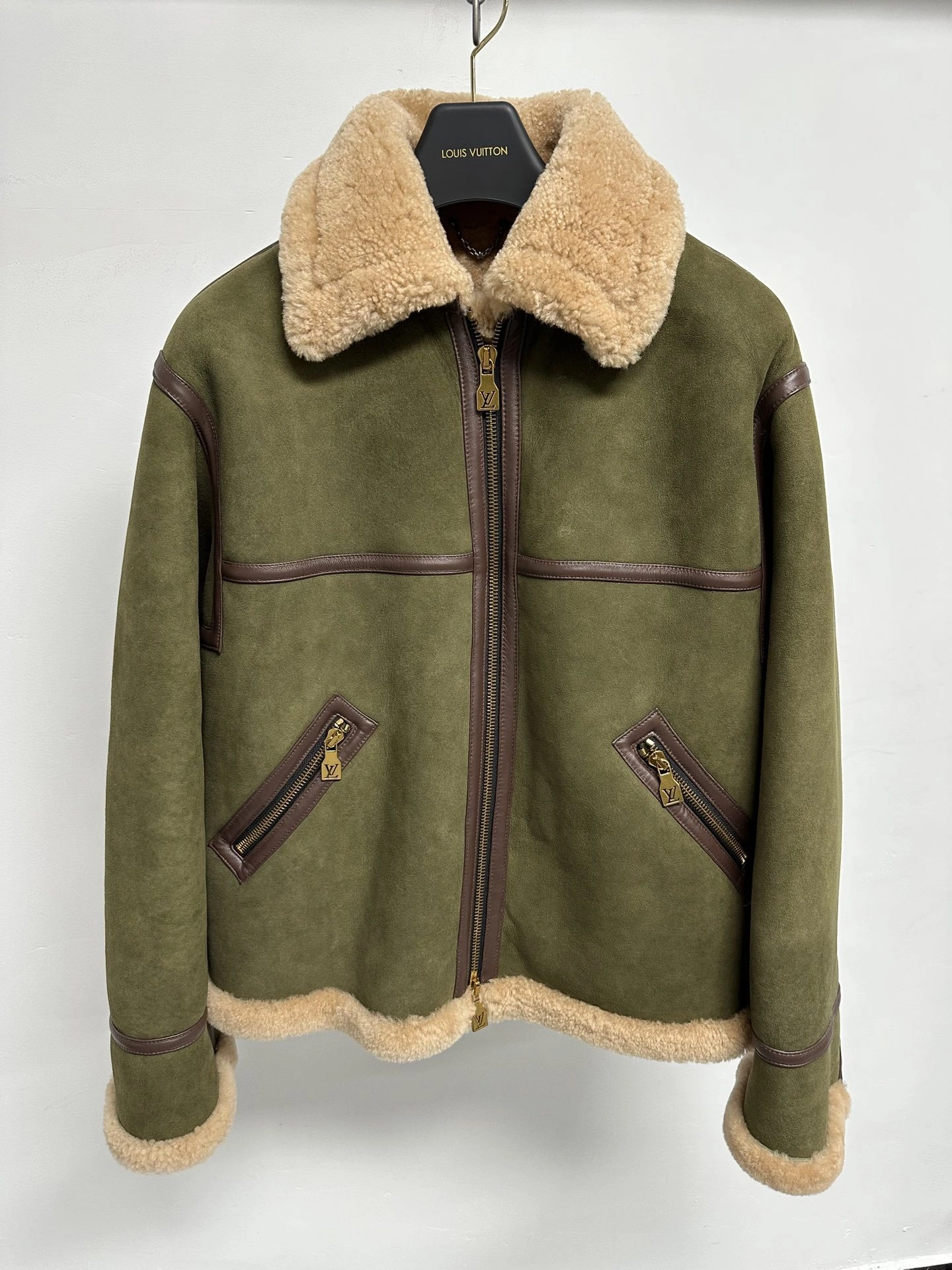 ACE- 8V oversized item:D-F409J5827