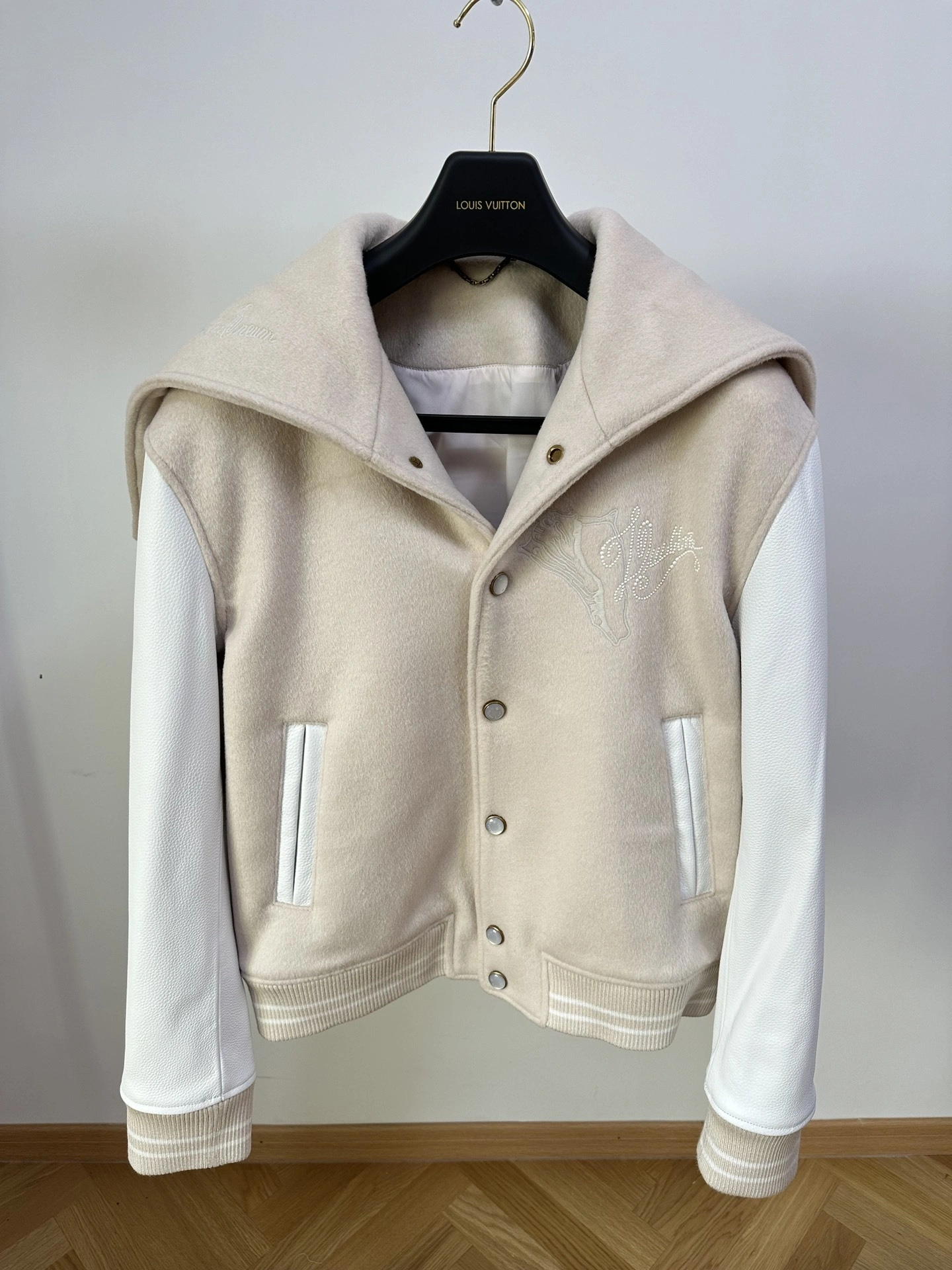 ACE- 8V sheepskin oversized item:D-F409J1010