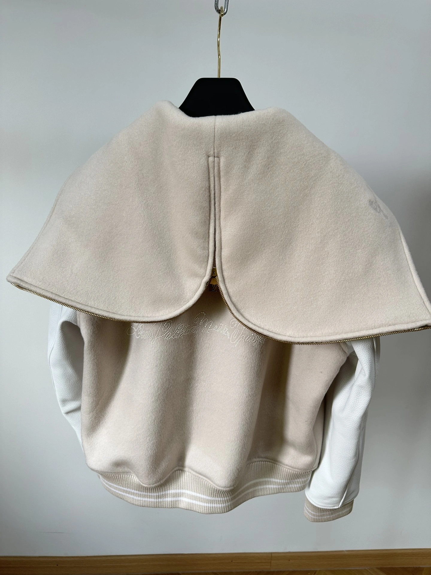 ACE- 8V sheepskin oversized item:D-F409J1010