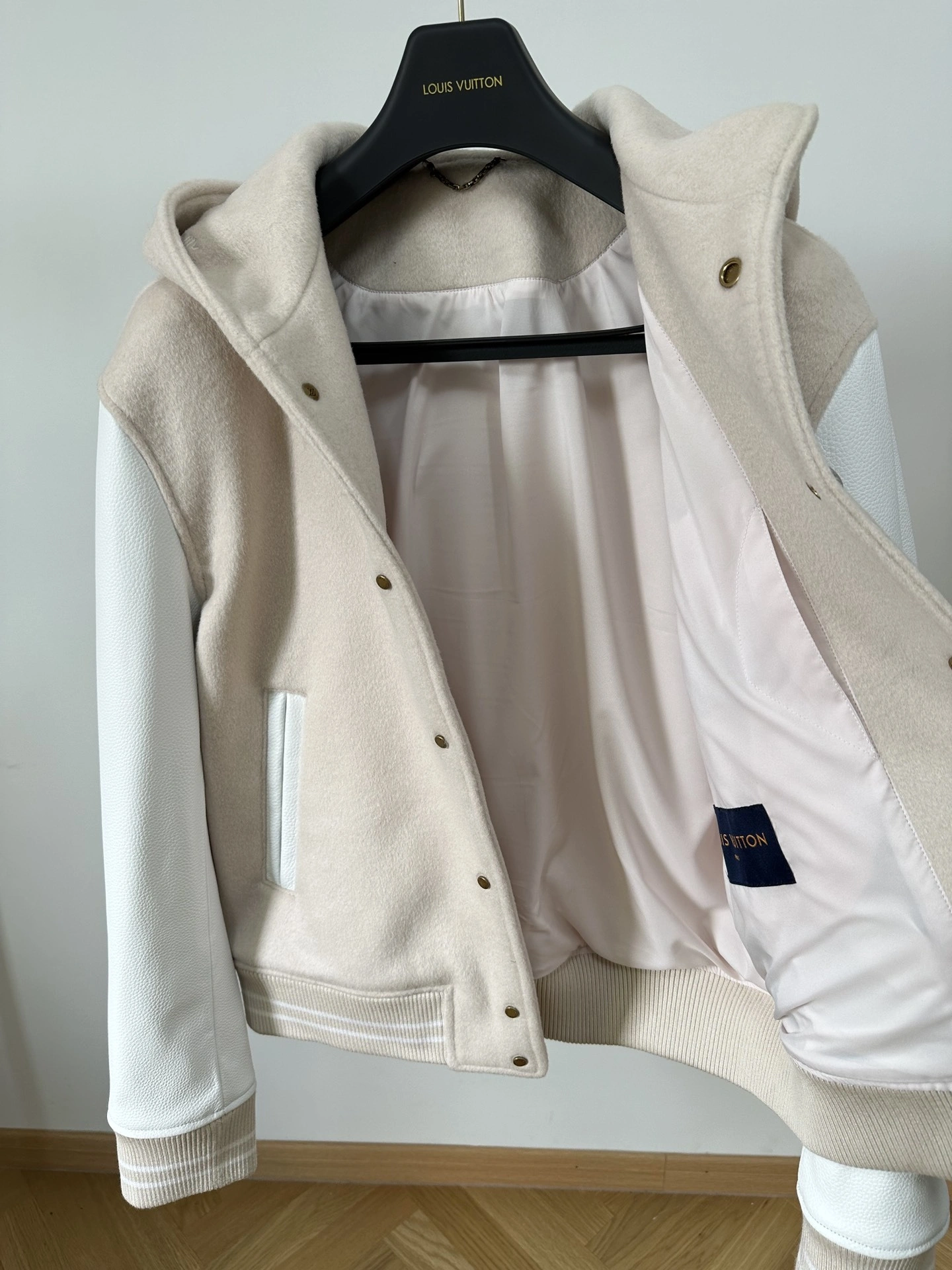 ACE- 8V sheepskin oversized item:D-F409J1010