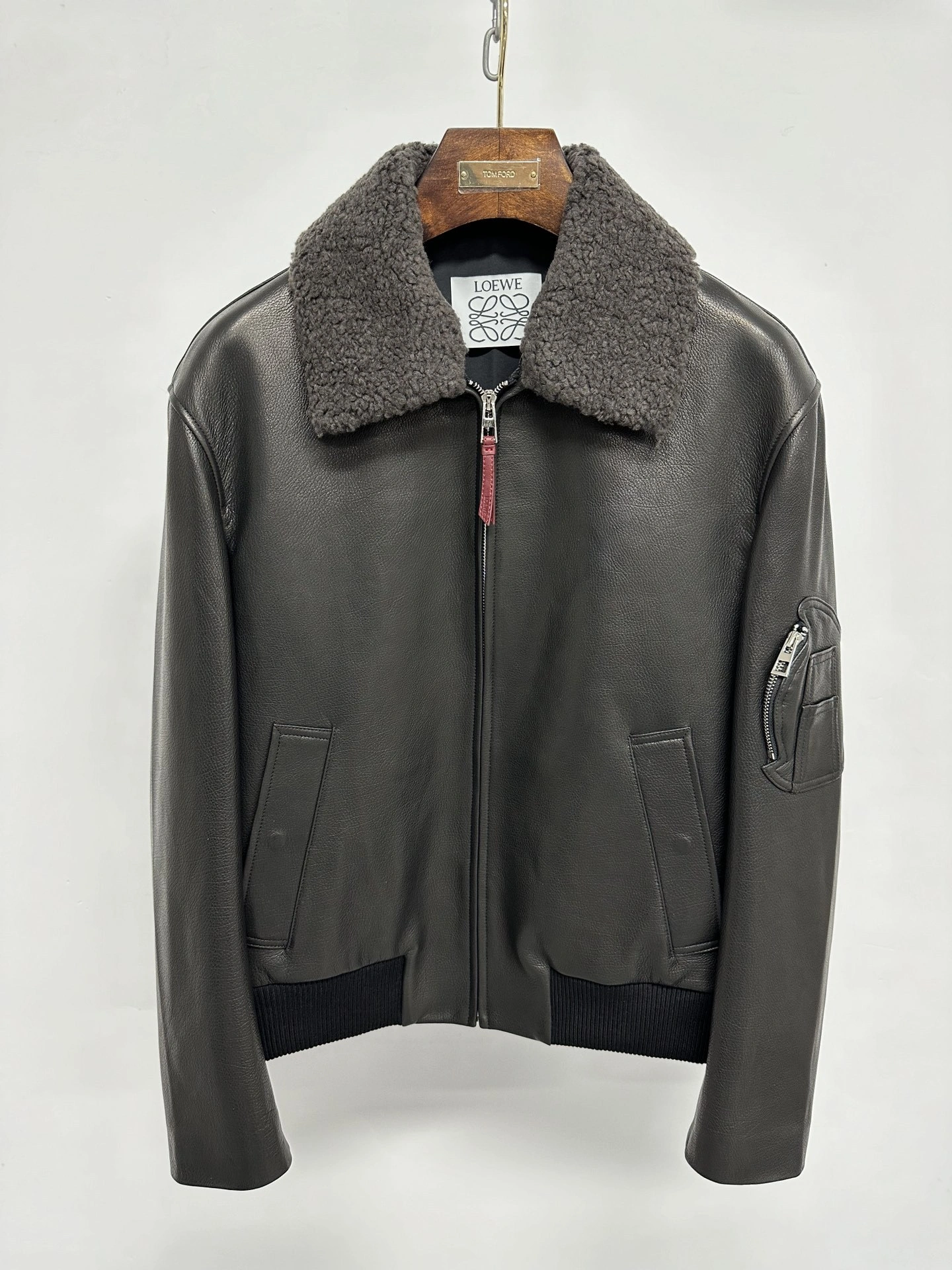 ACE- 8o5w5 goatskin item:D-F409J5354