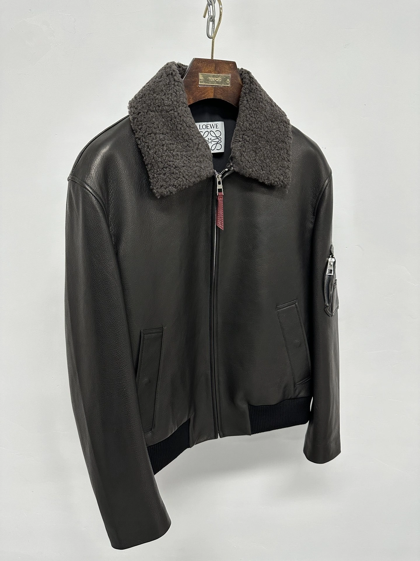 ACE- 8o5w5 goatskin item:D-F409J5354