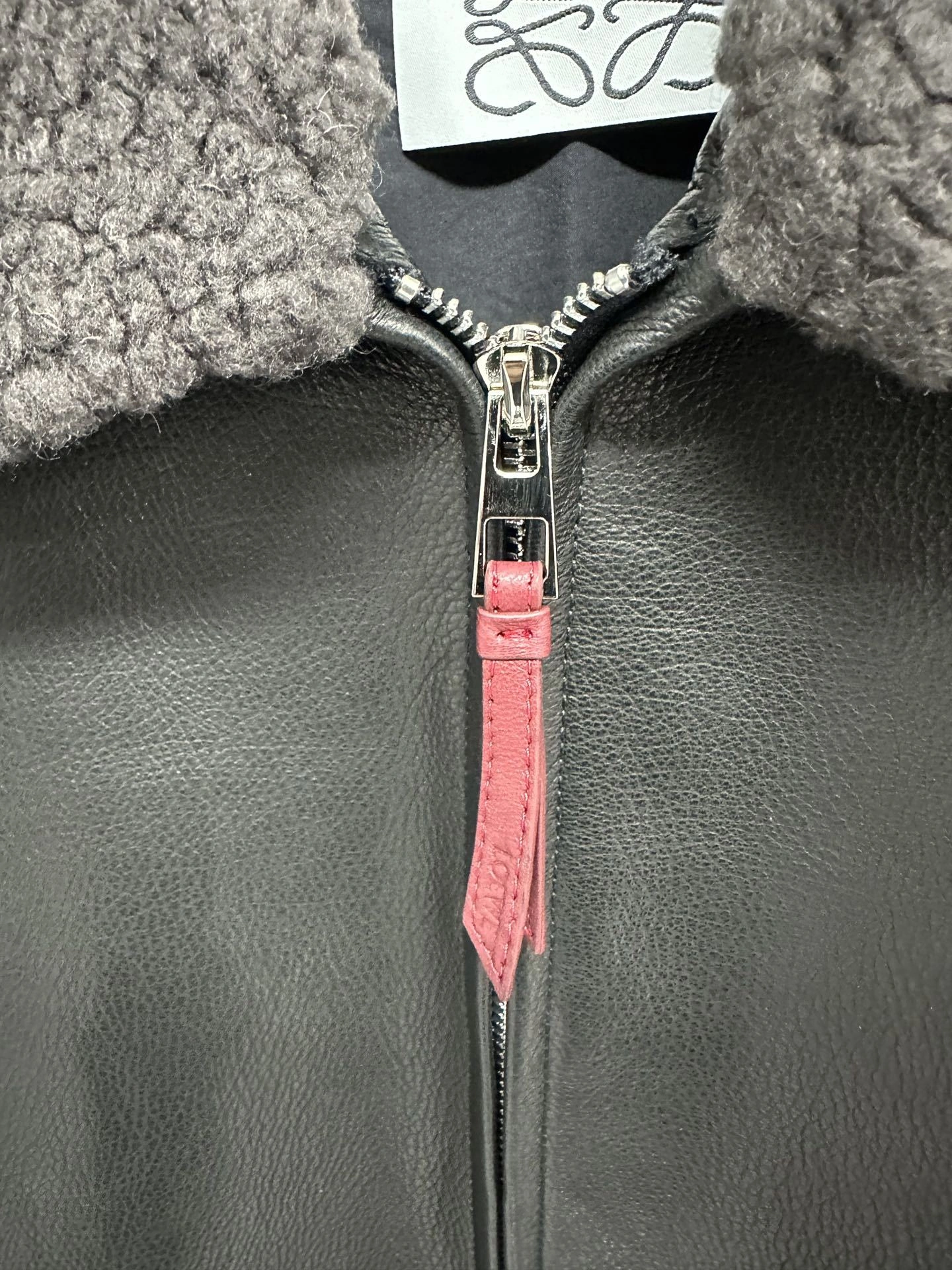 ACE- 8o5w5 goatskin item:D-F409J5354