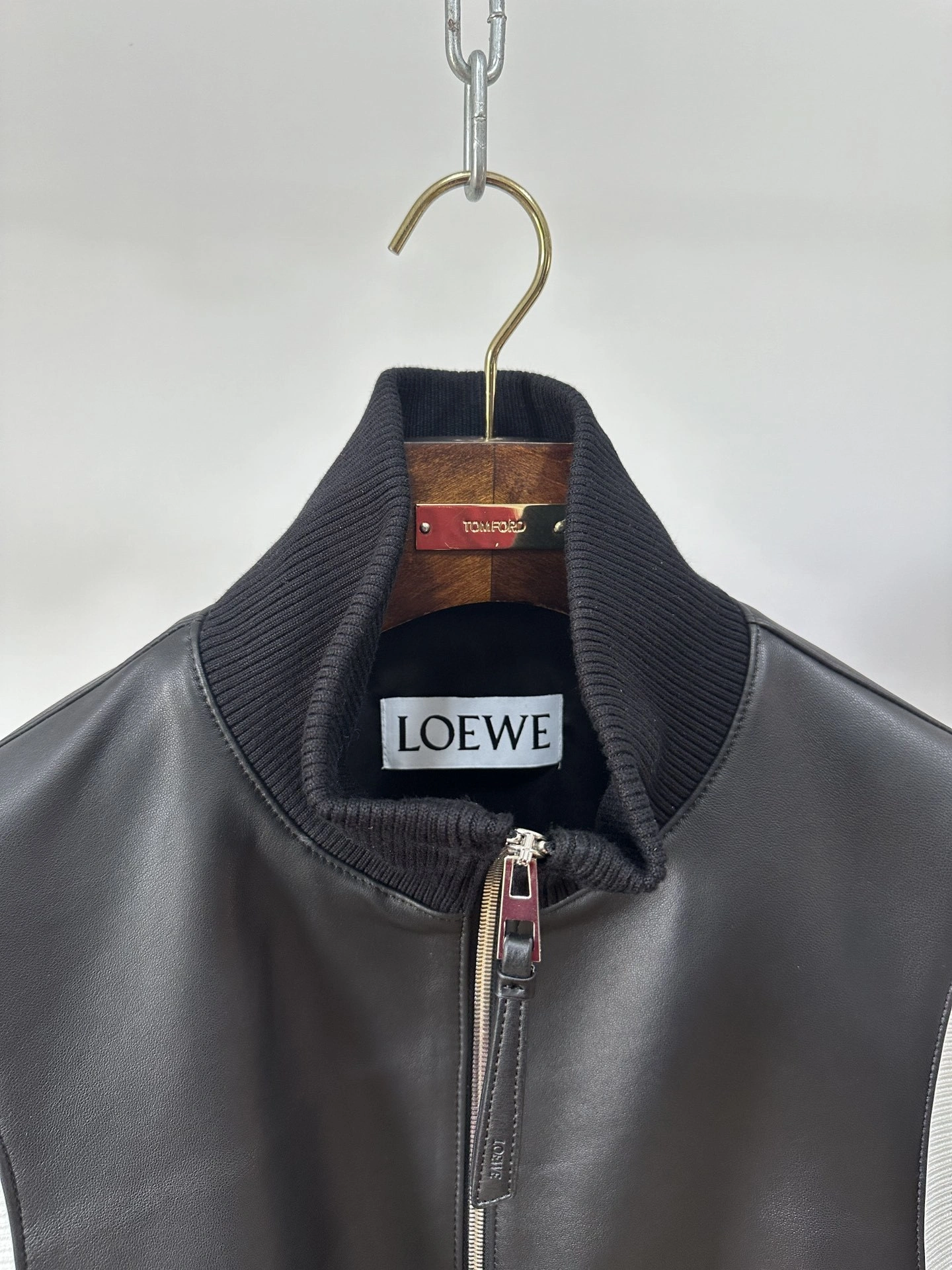 ACE- 8o5w5 oversized item:D-F409J1942
