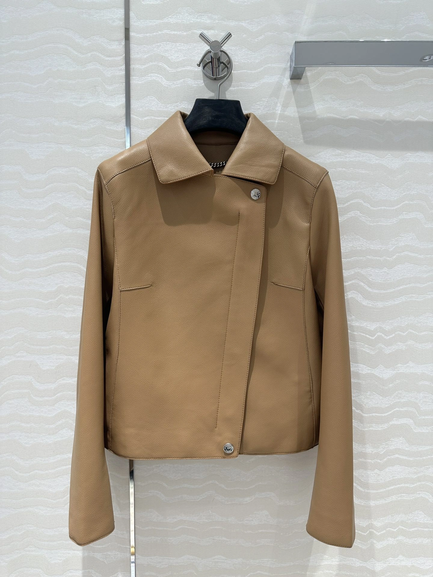 ACE- H5r75s sheepskin 2colour item:D-F240H2607-2