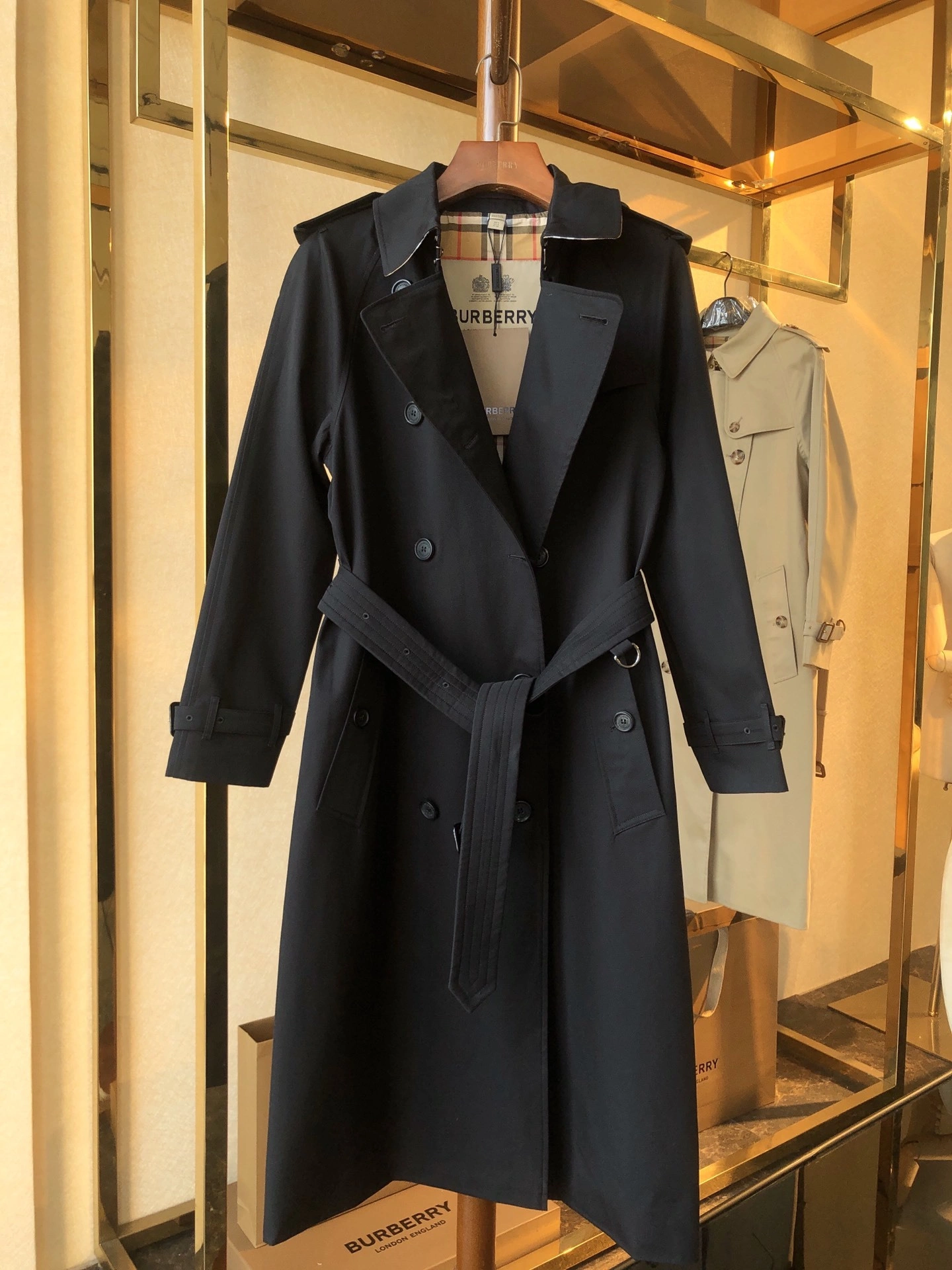 ACE- Heritage Trench 80457841 item:D-F020C0928