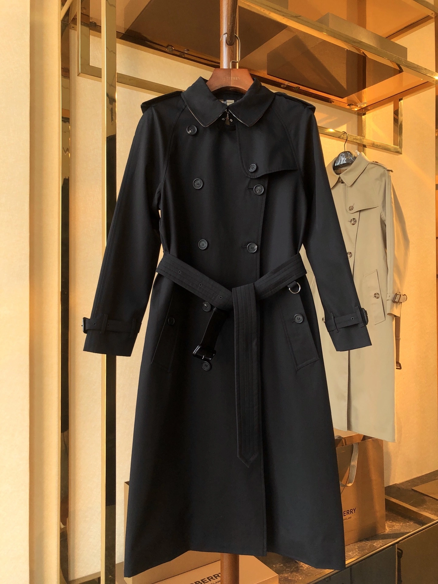 ACE- Heritage Trench 80457841 item:D-F020C0928