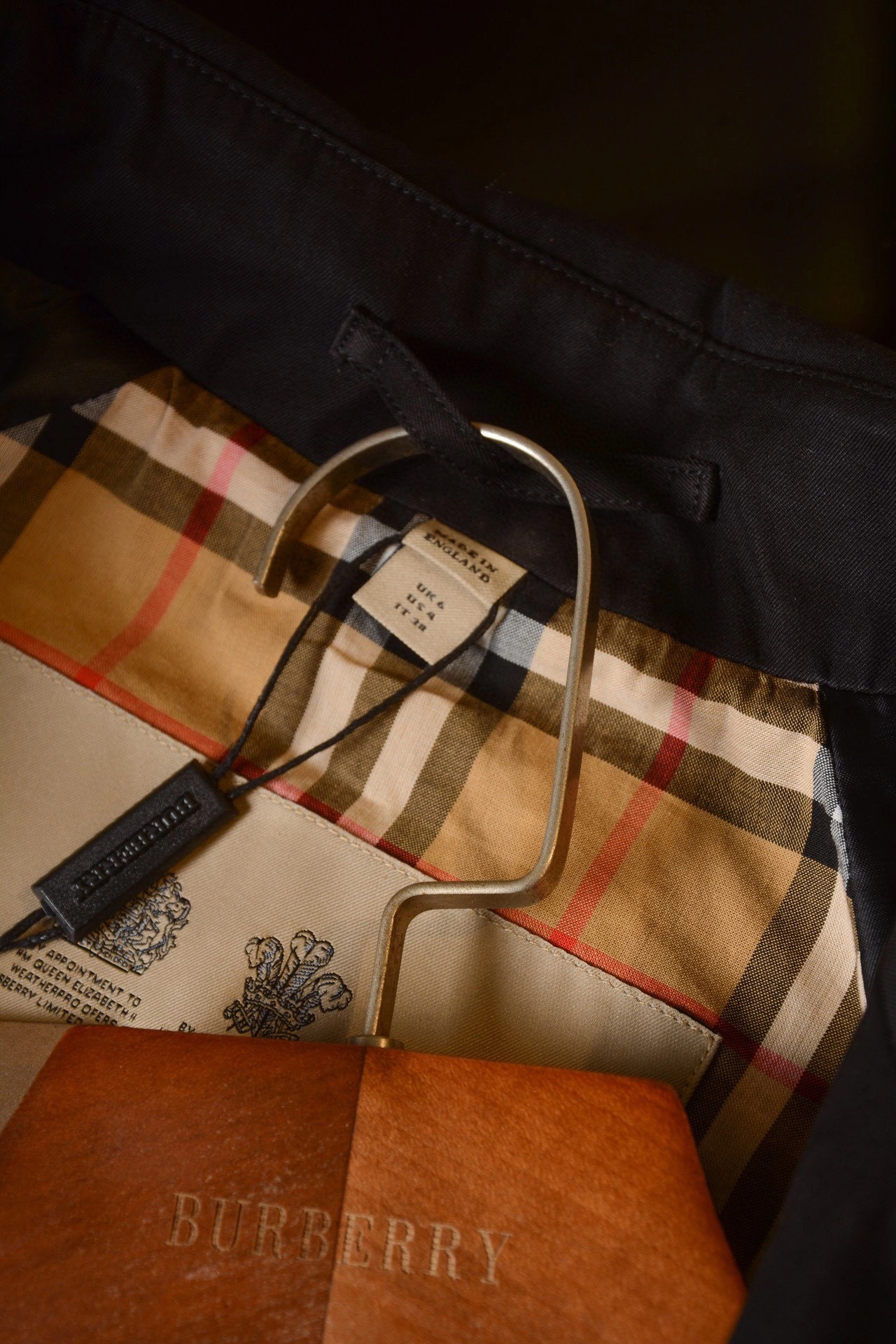 ACE- Heritage Trench 80457841 item:D-F020C0928