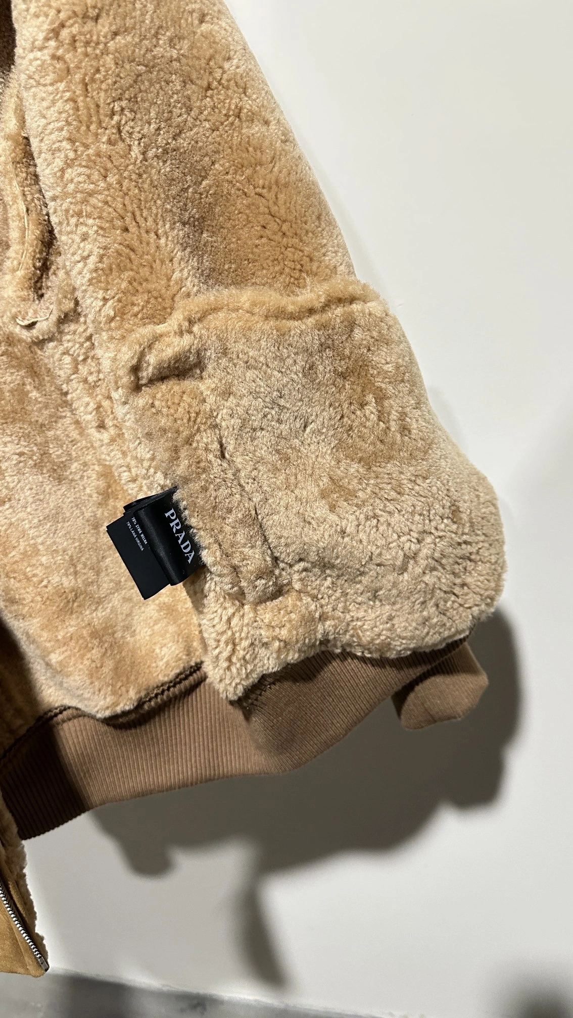 ACE- Pr141 sheepskin wool oversized item:D-F409J2640