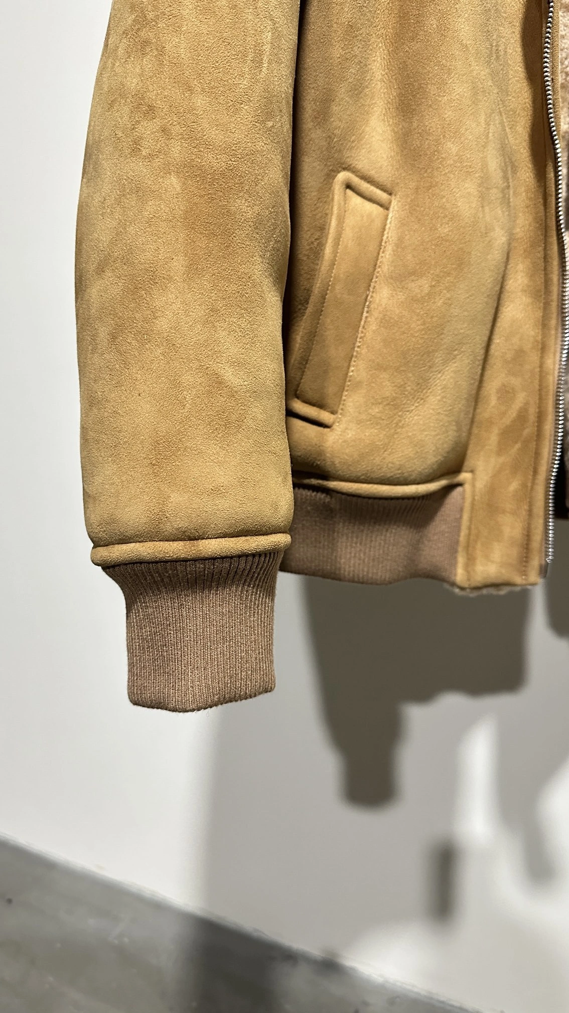 ACE- Pr141 sheepskin wool oversized item:D-F409J2640