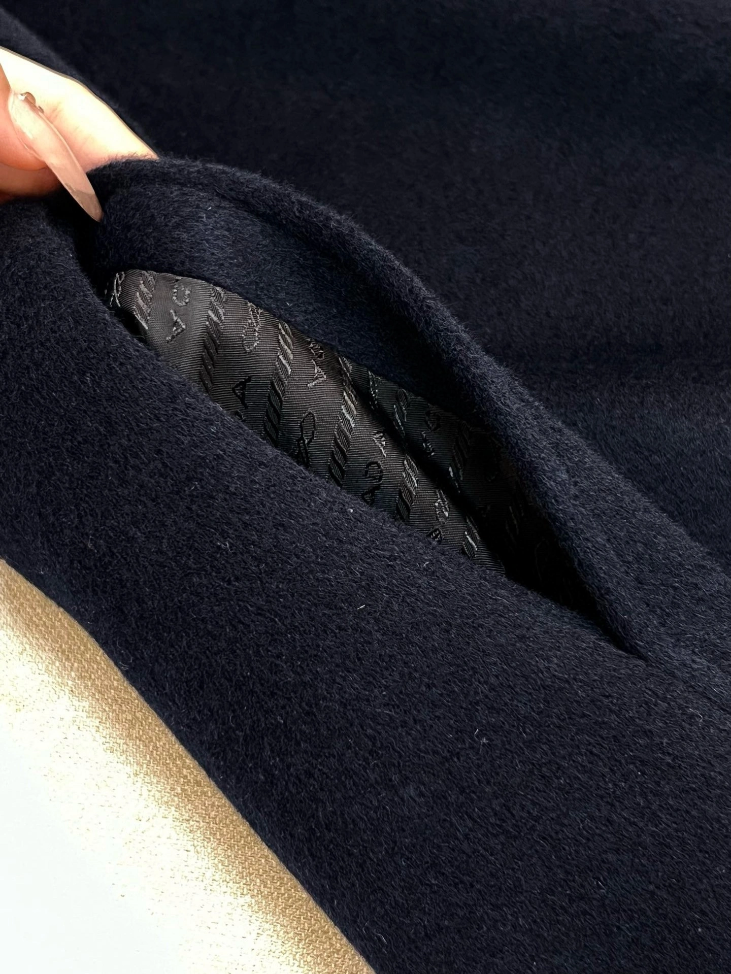 ACE- Pr141 wool Re-Nylon item:E-F409F1011