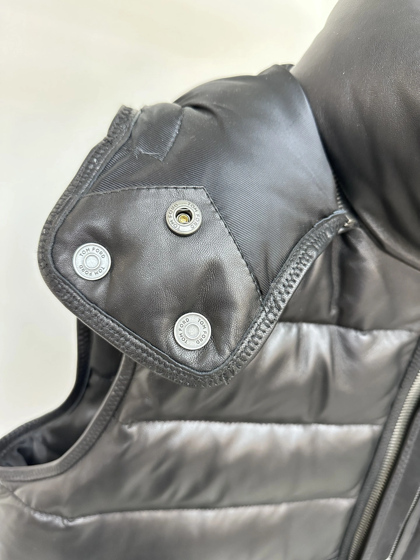 ACE- To7 For4 sheepskin item:D-F409J5526