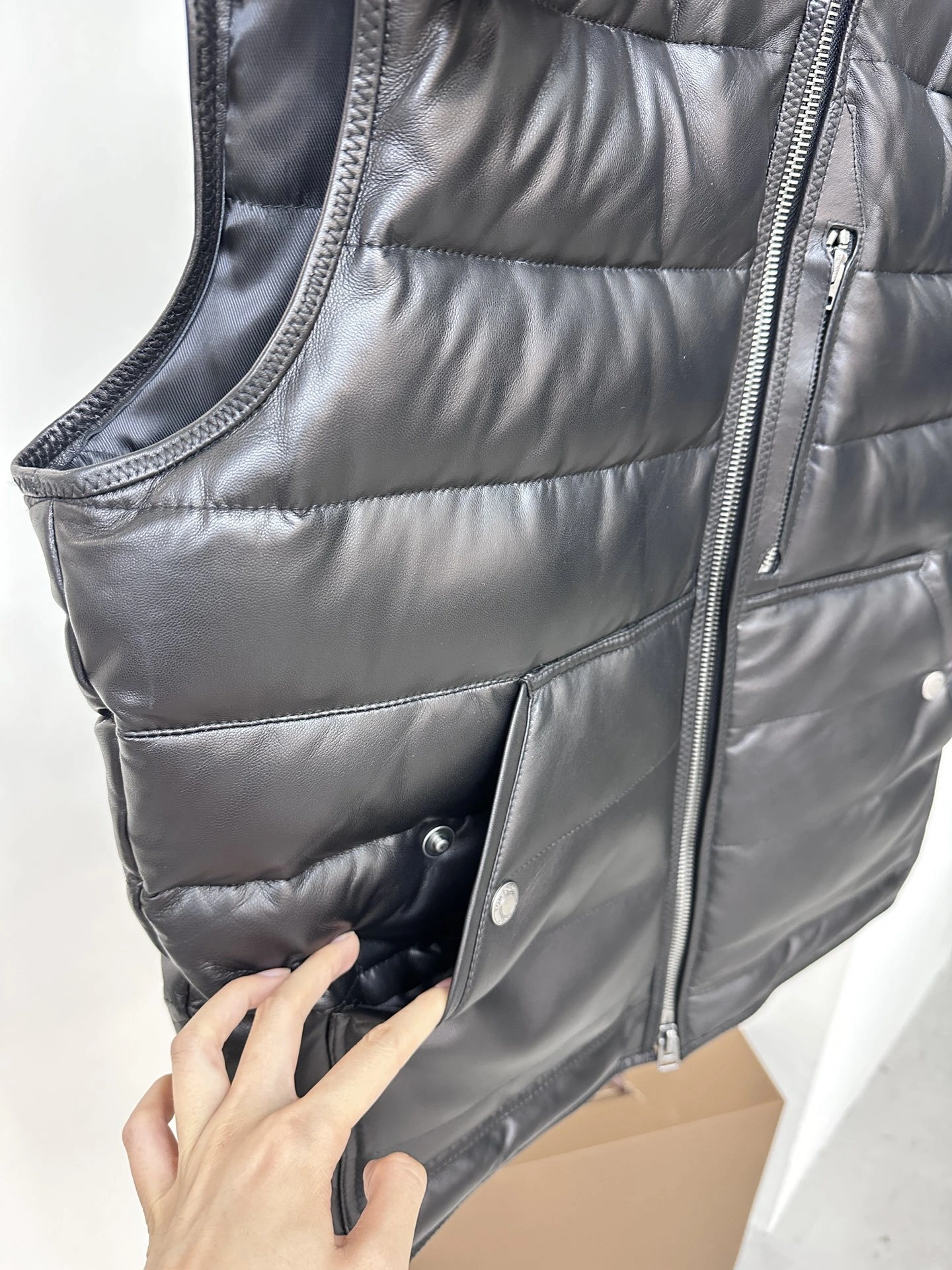 ACE- To7 For4 sheepskin item:D-F409J5526