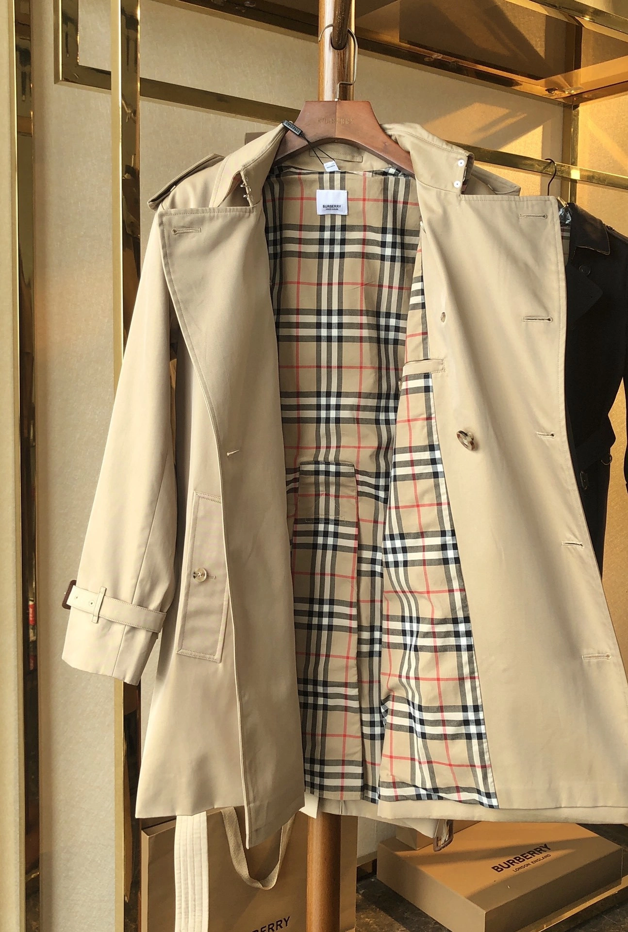 ACE- Trench 80152361 oversized item:D-F020C0913