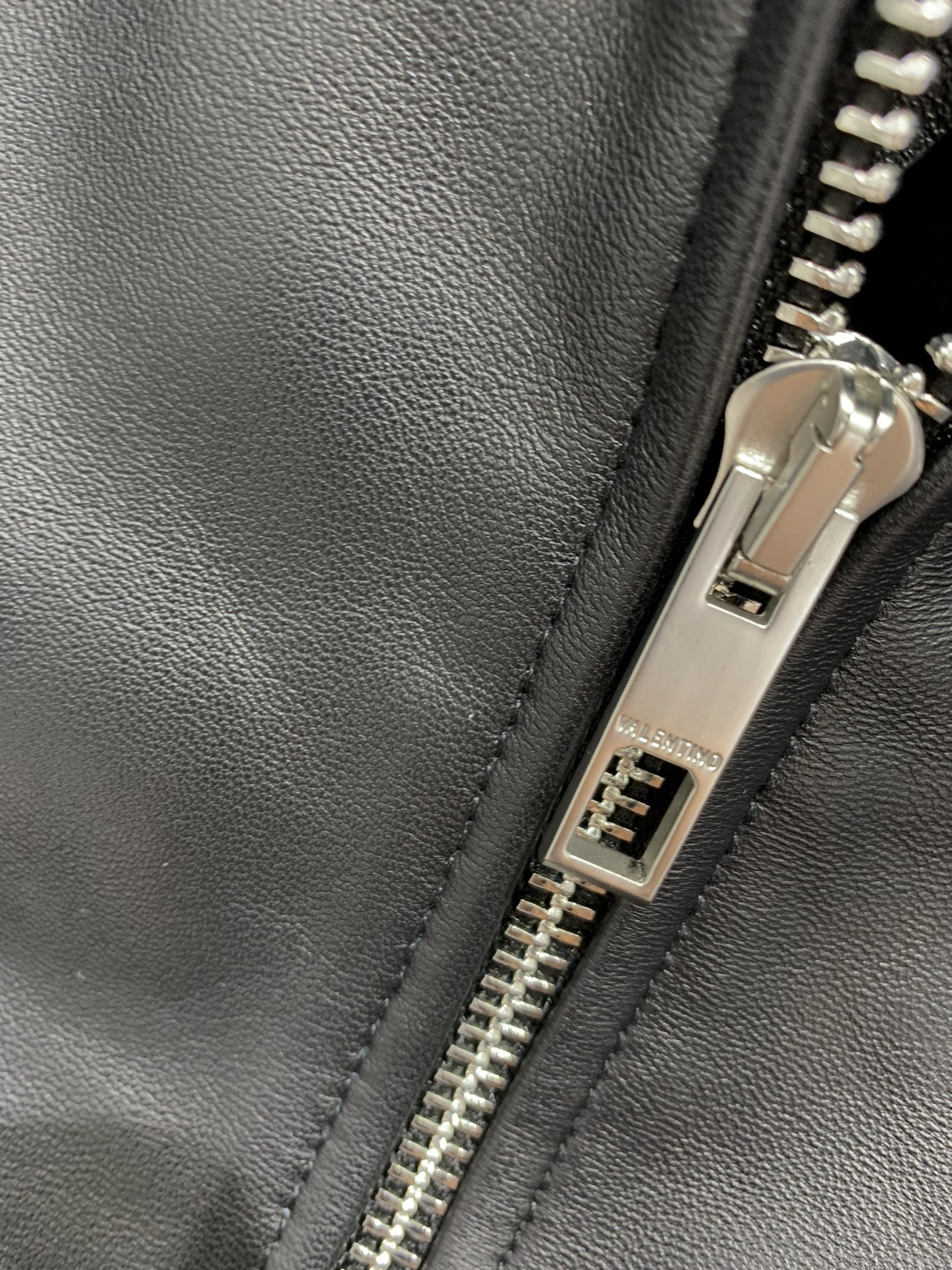 ACE- V1859ti9o item:D-F244K1809