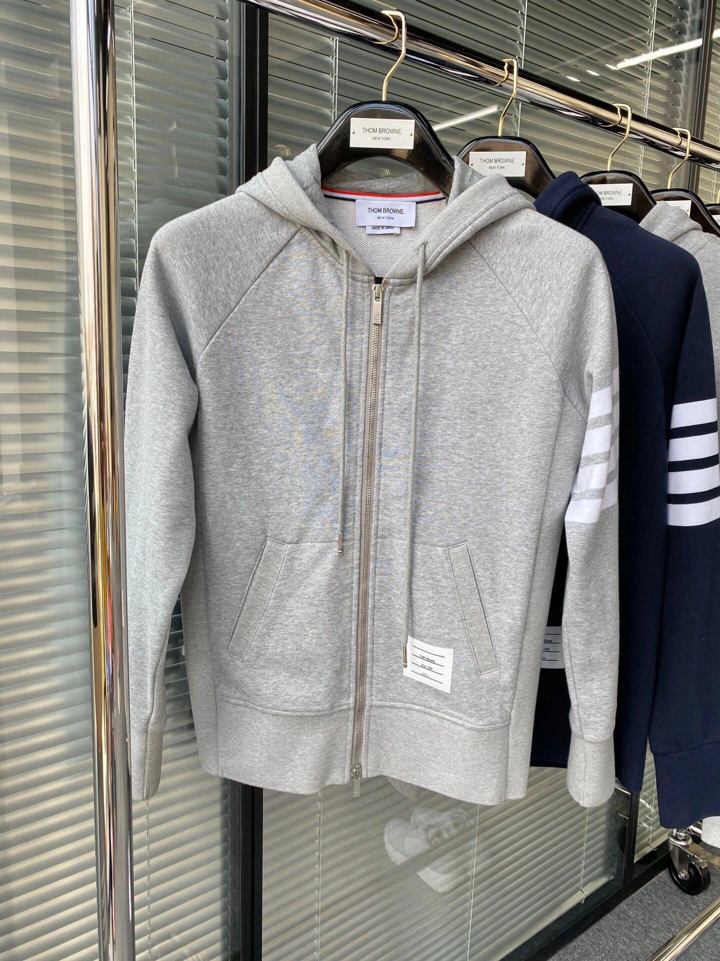 ACE- oversized 2Colour item:C-F801J0353-2