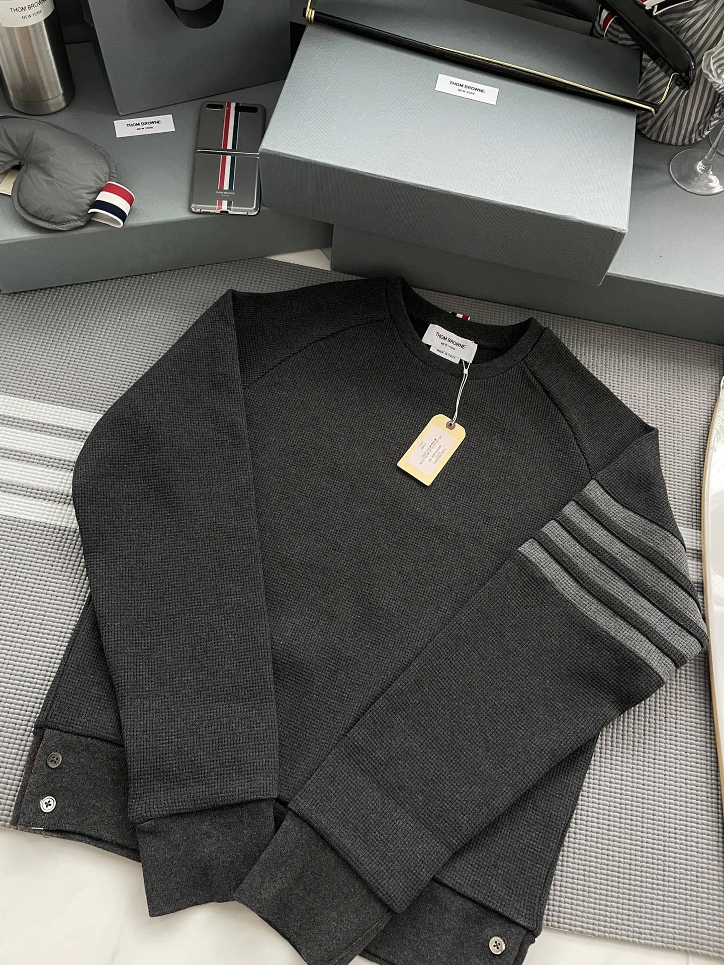 ACE- oversized 3Colour item:C-F801J1235-3