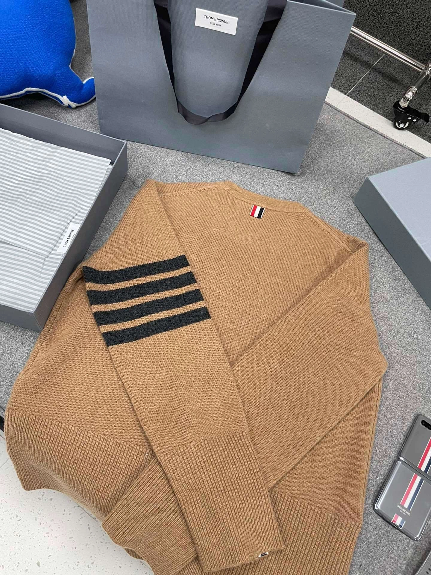 &ACE -wool item:C-F801J1225