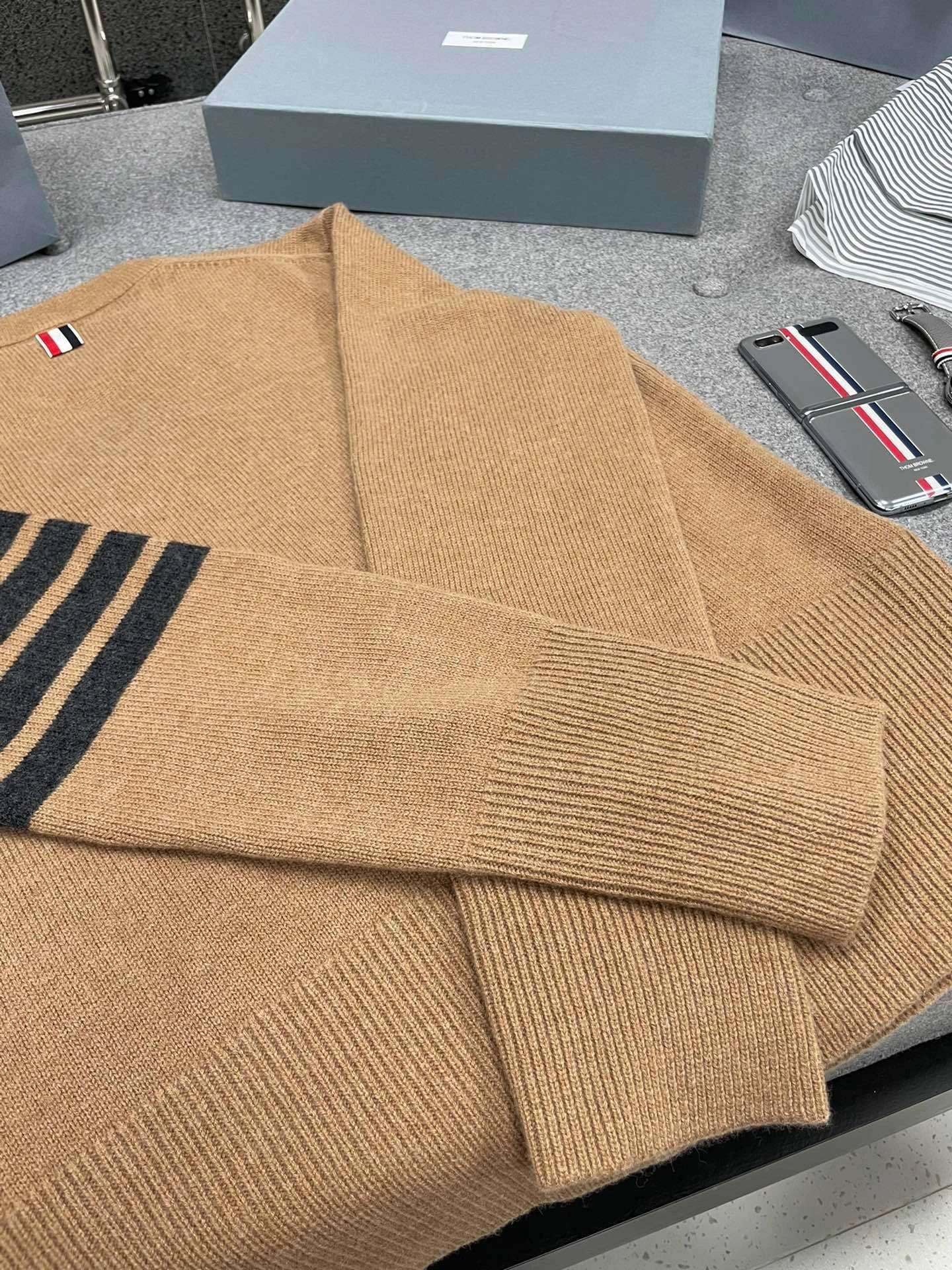 &ACE -wool item:C-F801J1225