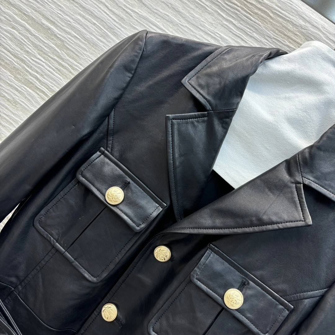 ACE-Other brands sheepskin item:D-F061H1630