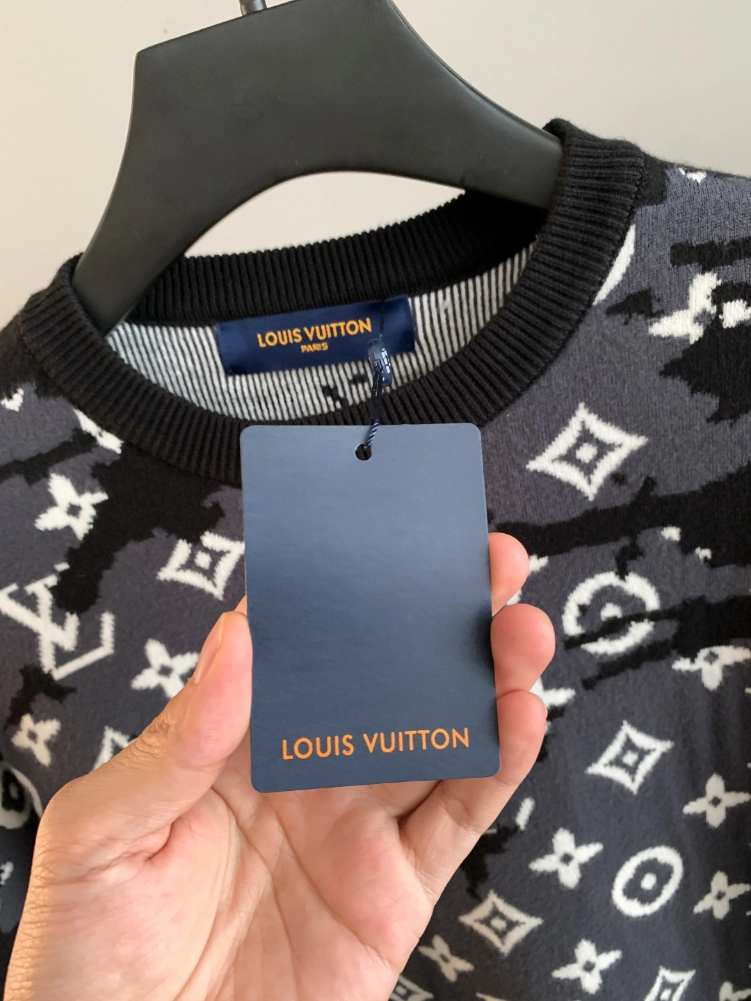 AIR-- 8V wool embroidery oversized item:E-F431L1849F