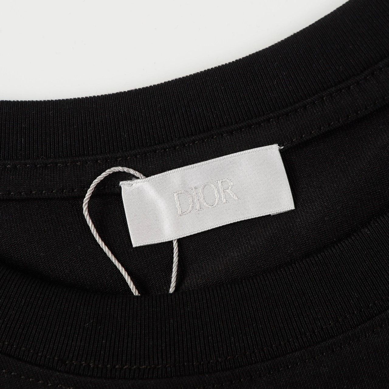 &AIR-- oversized 4ior item:D-F000G6826T