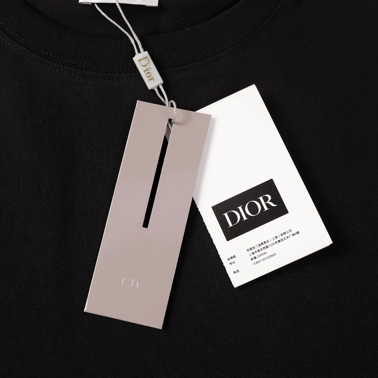&AIR-- oversized 4ior item:D-F000G6826T