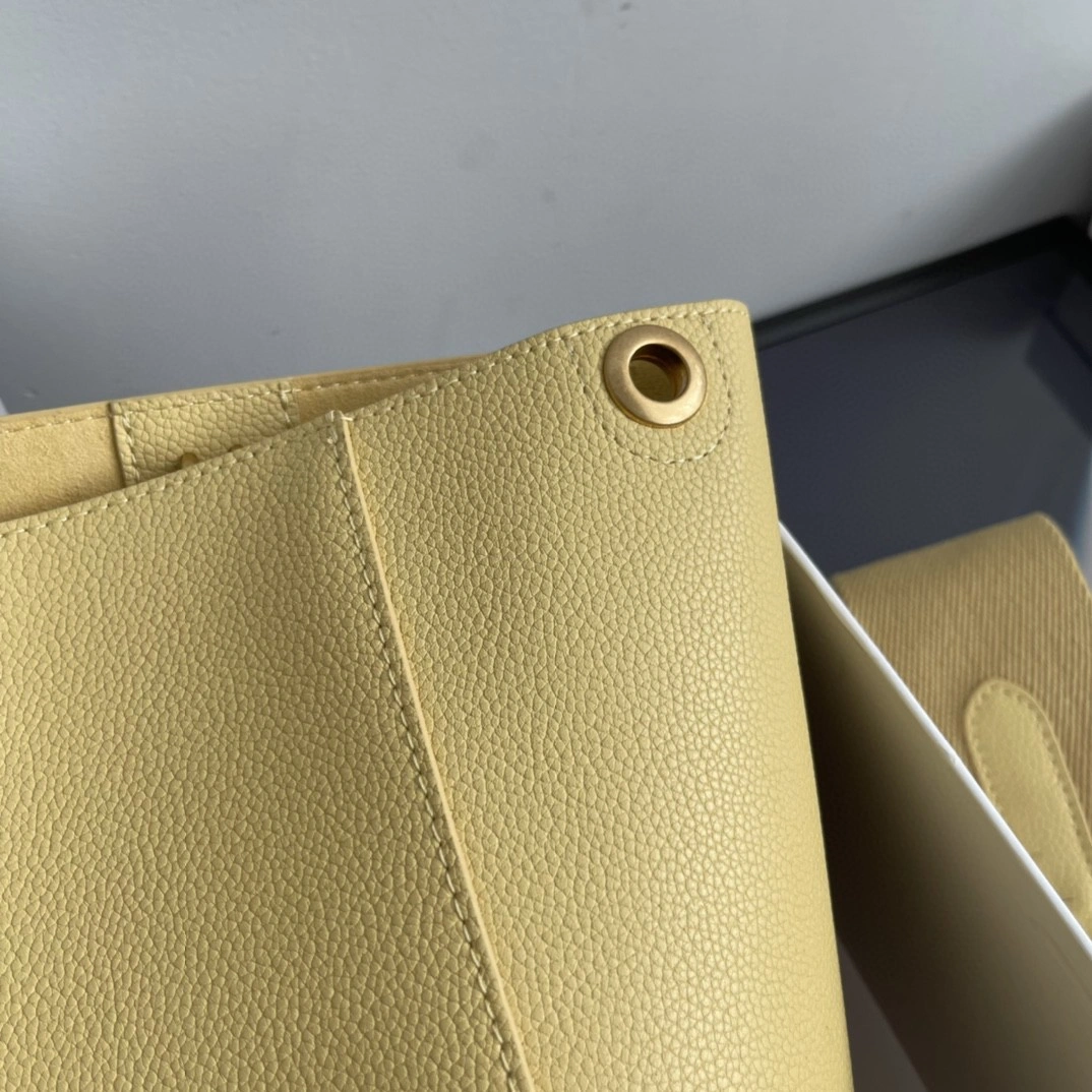 AIR- 189303AH4-11PO Calfskin SEAU SANGLE item : BT-B225D3019W