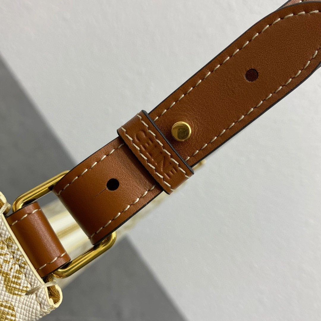 AIR- 193952BZJ-01BC Calfskin AVA TRIO MPHE item : BT-B225E0626W