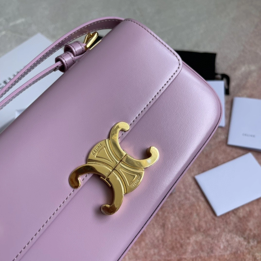 AIR- 194143BF4-24RQ Calfskin TRIOMPHE item : BT-B225F0308W
