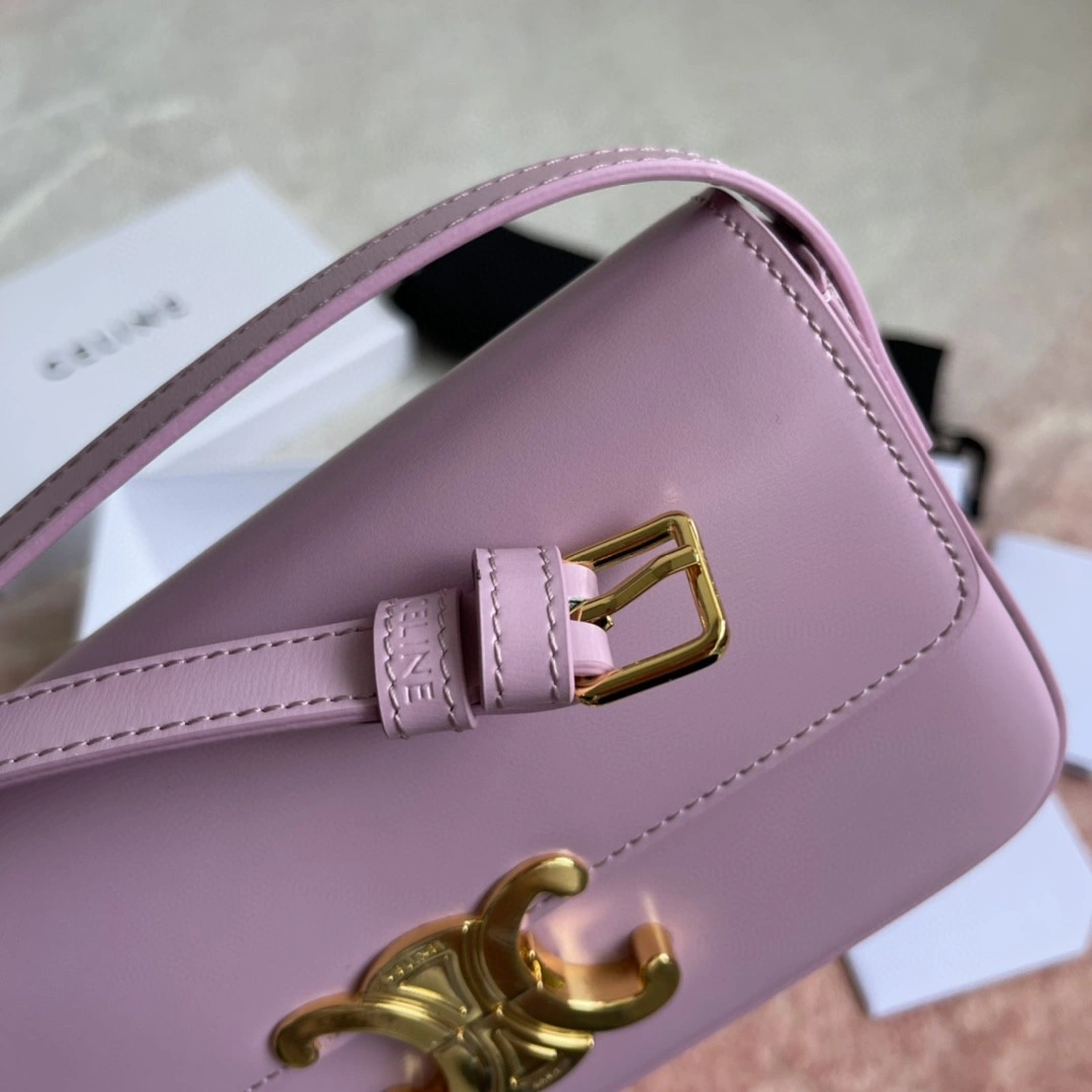 AIR- 194143BF4-24RQ Calfskin TRIOMPHE item : BT-B225F0308W