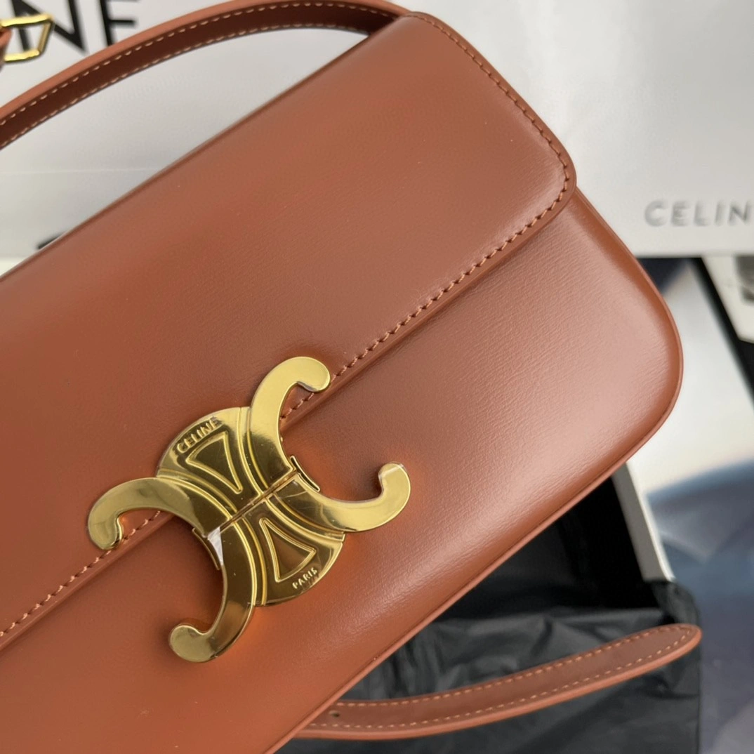 AIR- 194143BFN-04LU Calfskin TRIOMPHE item : BT-B225F0310W