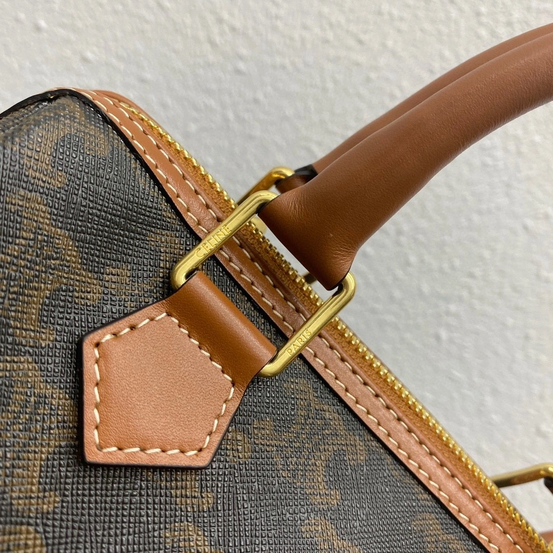 AIR- 197582CAS-04LU TRIOMPHE CANVAS cowhide item : BT-B225D2356W