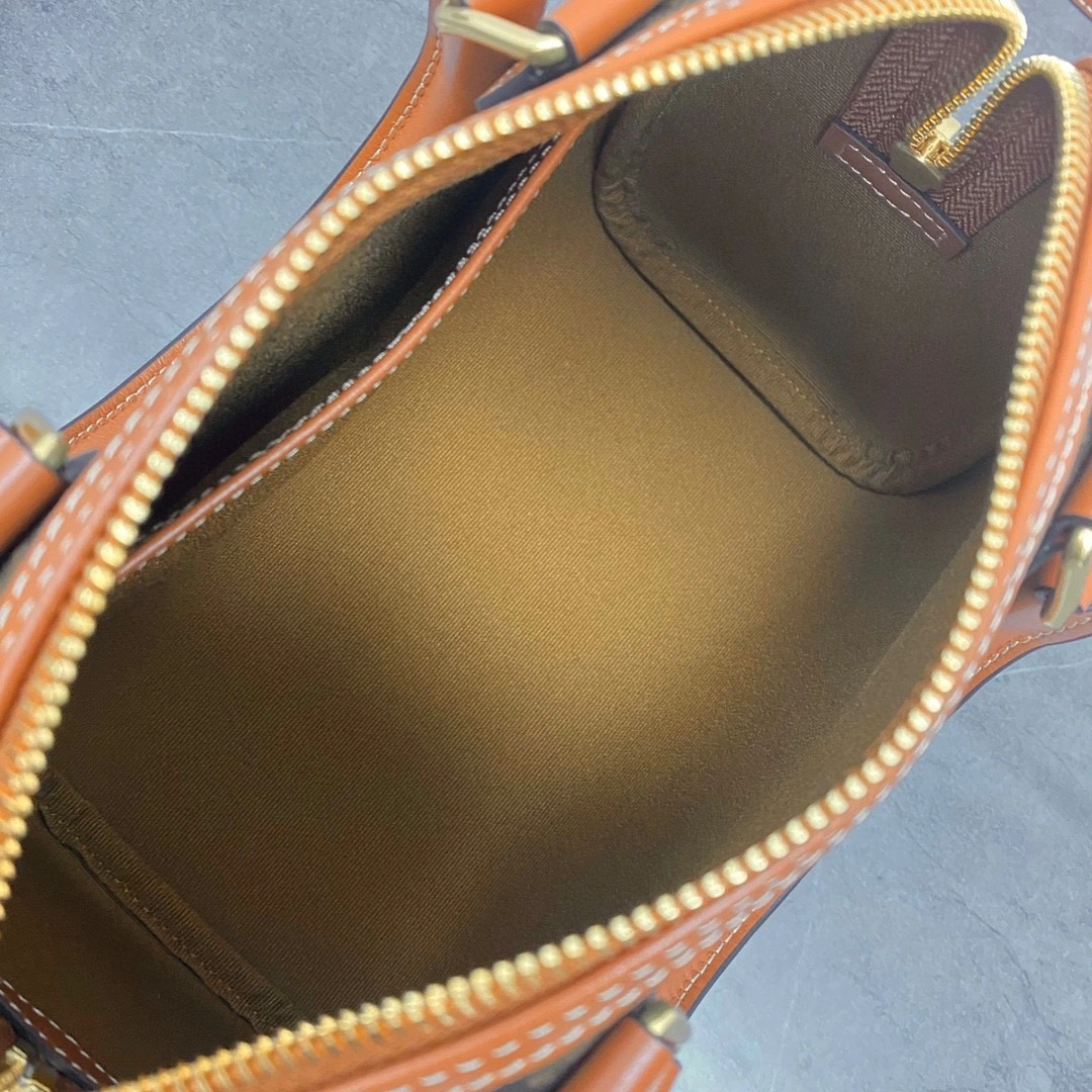 AIR- 197582CAS-04LU TRIOMPHE CANVAS cowhide item : BT-B225D2356W