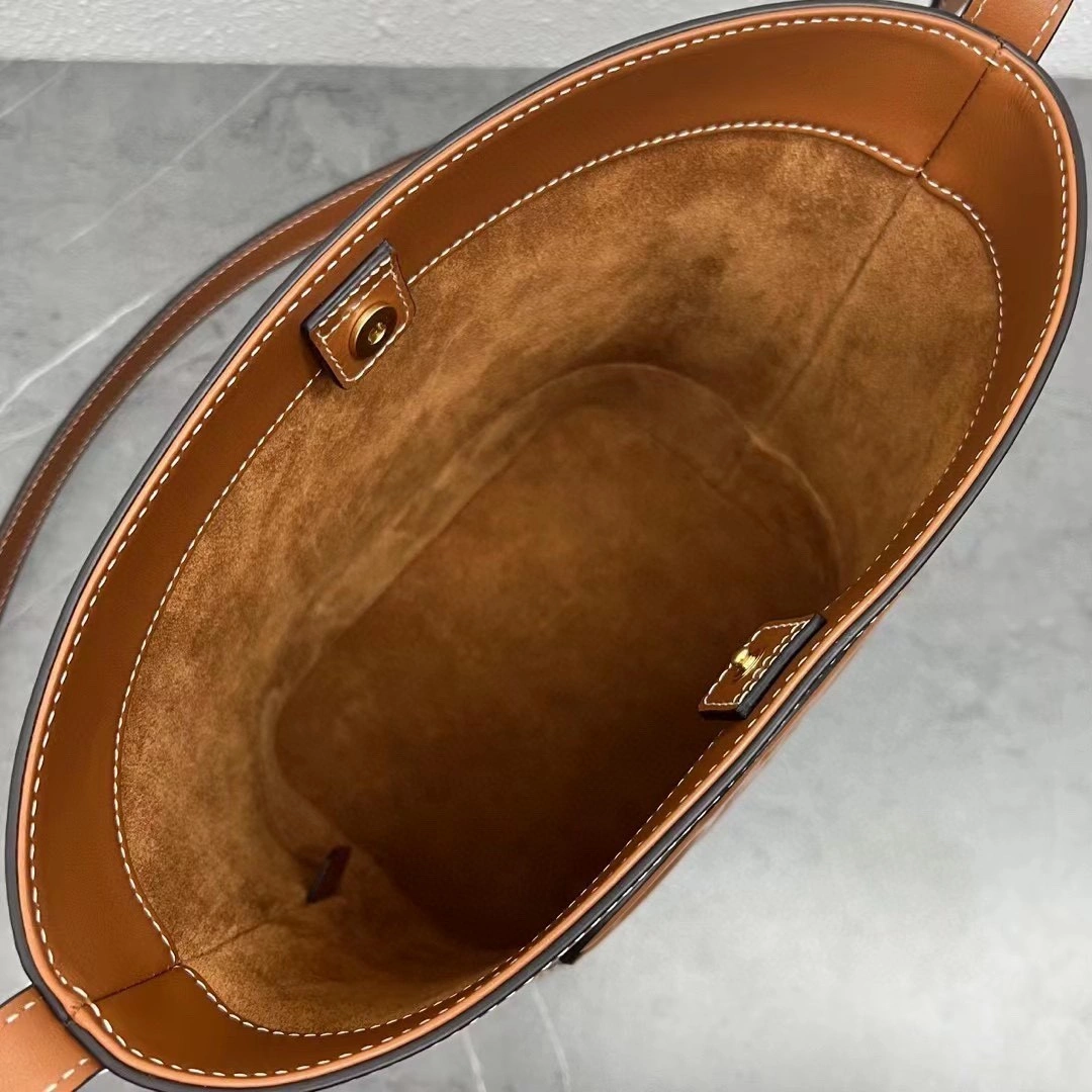 &AIR- 198243DU3-04LU cowhide CUIR item : BT-B225E0620W