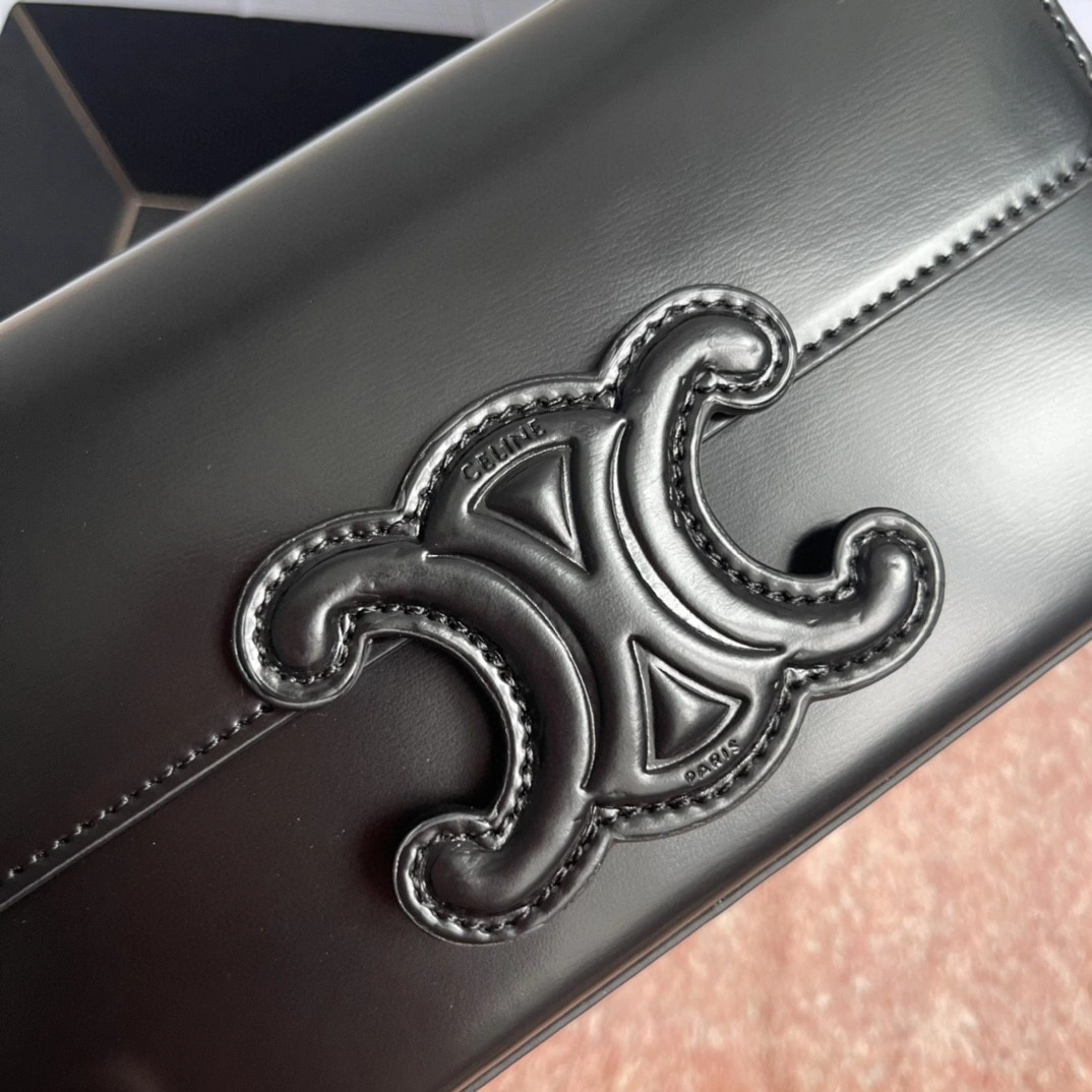 AIR- 199243BF4-38NN Calfskin item : BT-B225F0317W
