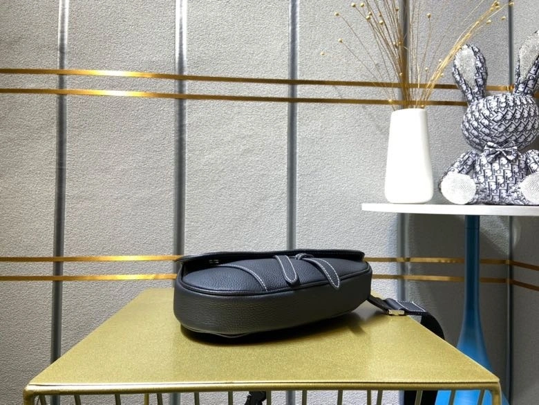 AIR- 1ADPO Calfskin saddle item : BT-B225C2740W
