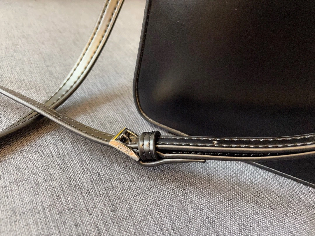 AIR- 1BA331-ZO6-F0002-V-OOO item : BT-B225E1223W