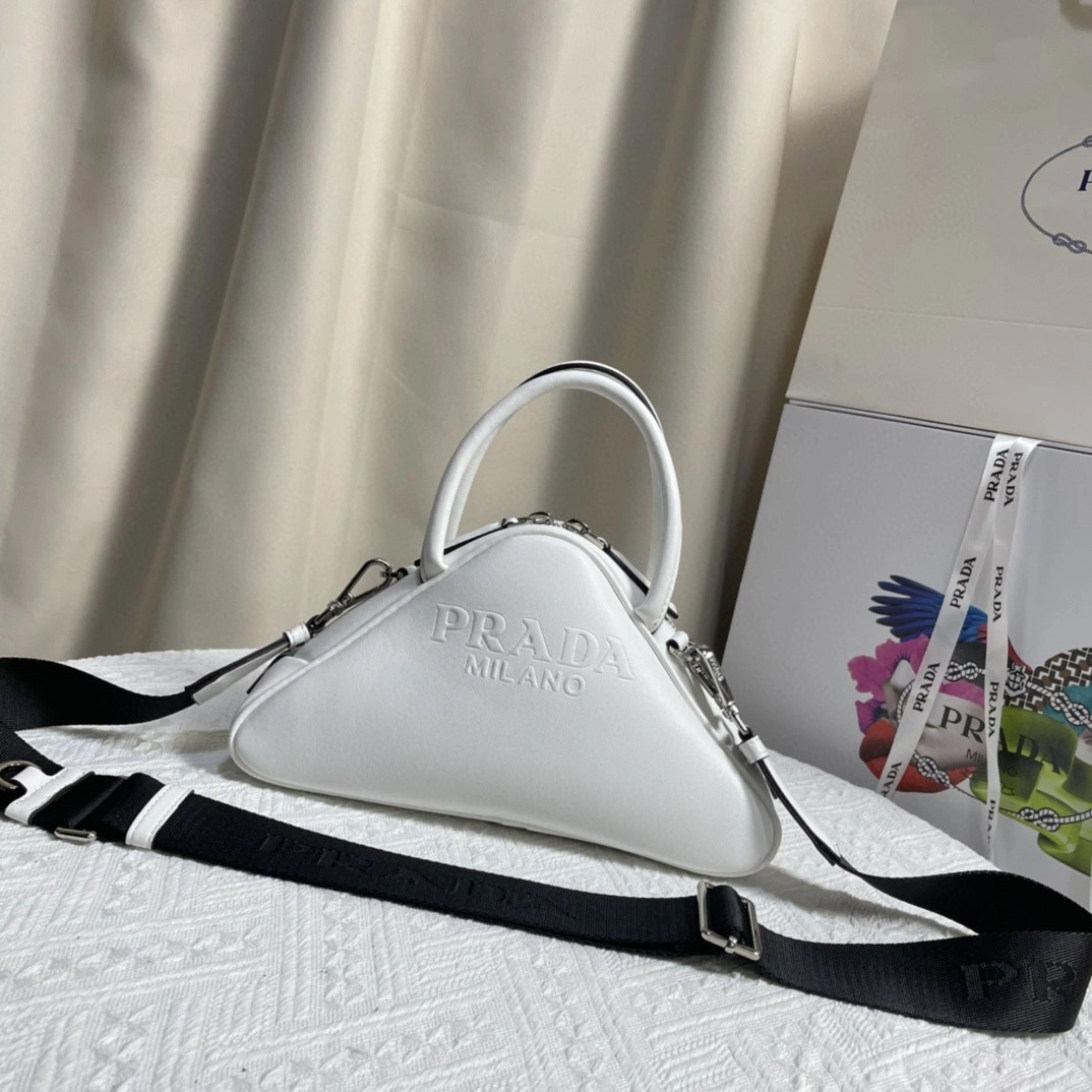 AIR- 1BB082_2BYA_F0009_V_NEO Calfskin item : BT-B225E1206W