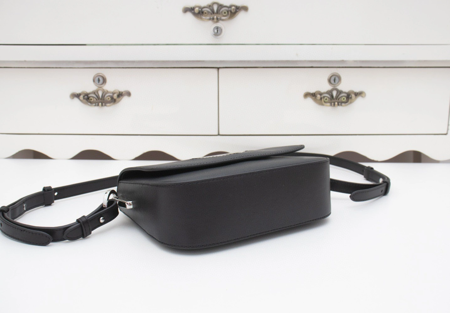 AIR- 1BD249-2ERX-F0002-V-OO6 cowhide item : BT-B225E1307W