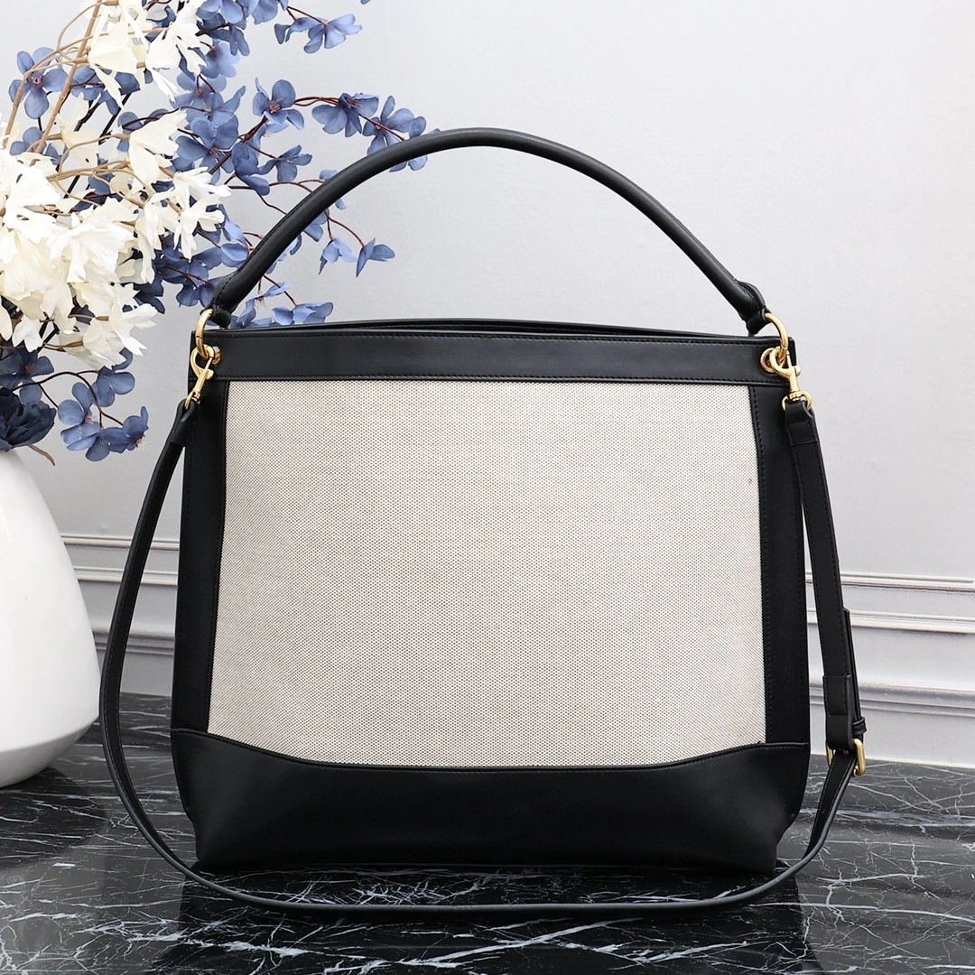 AIR- 634786 cowhide HOBO item : BT-B225C2736W