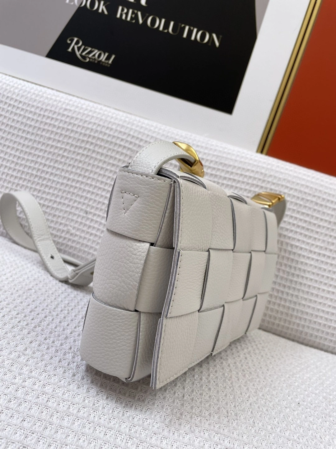 AIR- 666870-V17H1-9009 Lambskin CASSETTE item : BT-B225E0556W