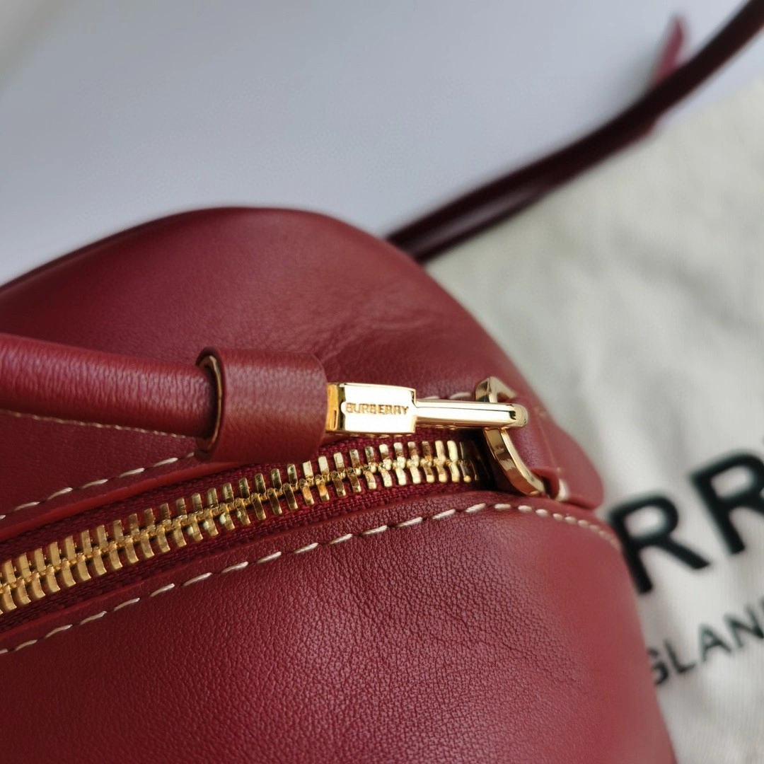 AIR- 80367381 Calfskin item : BT-B225E1234W
