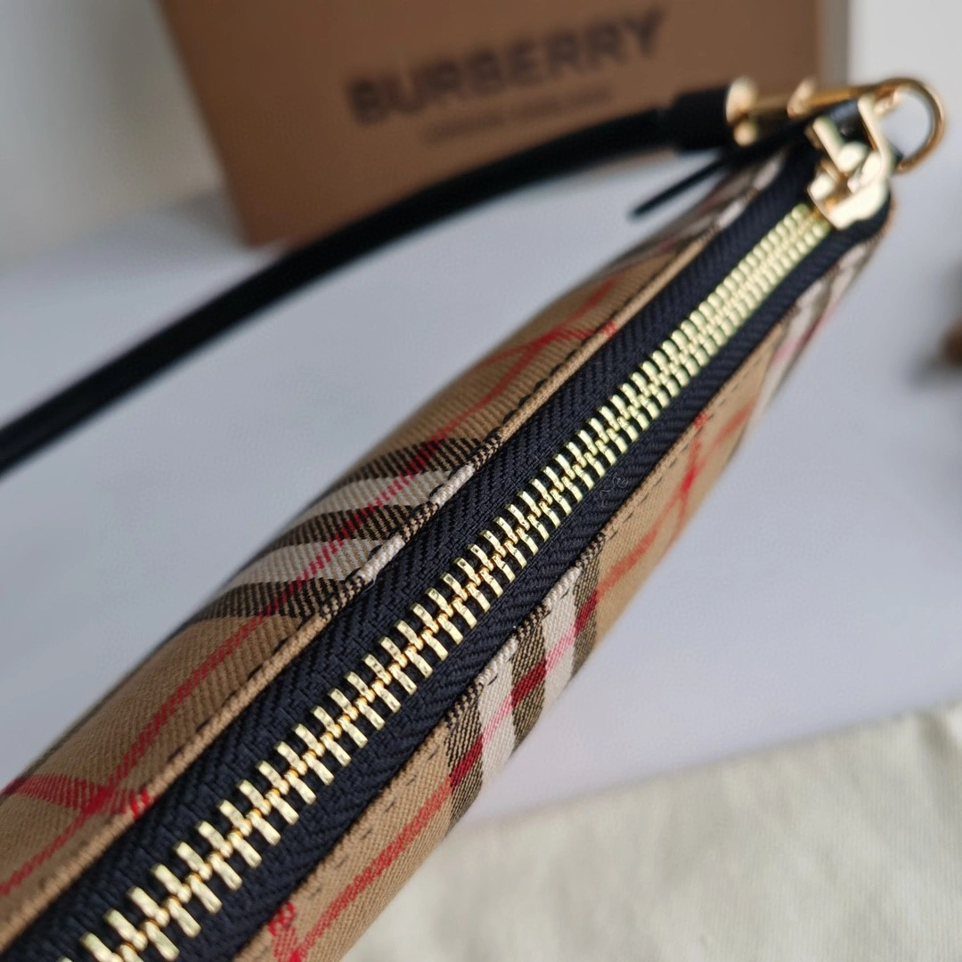 AIR- 80434051 Vintage item : BT-B225E1233W