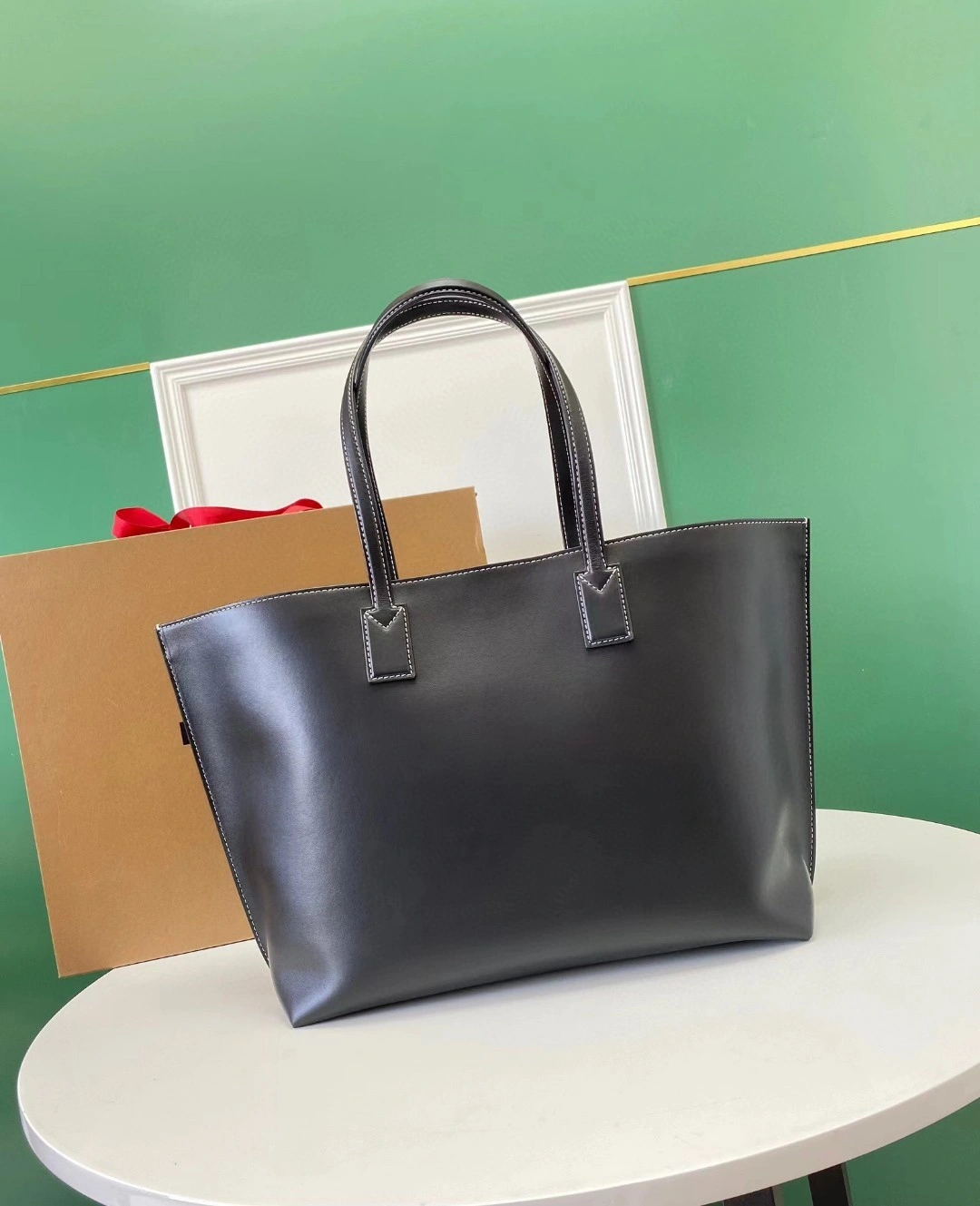 AIR- 80527261 Calfskin item : BT-B225E2401W